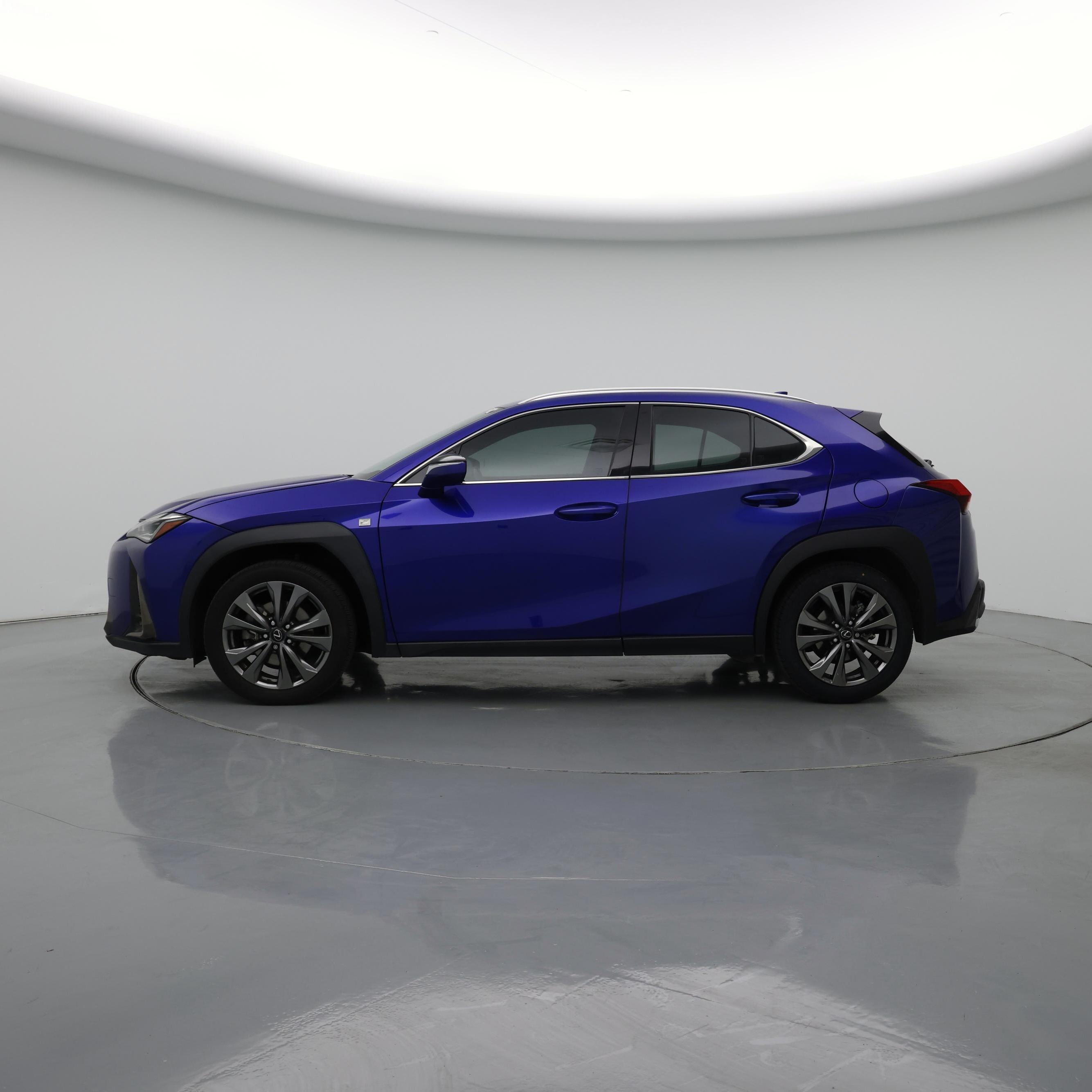 Thumbnail: 2020 Lexus UX - 3