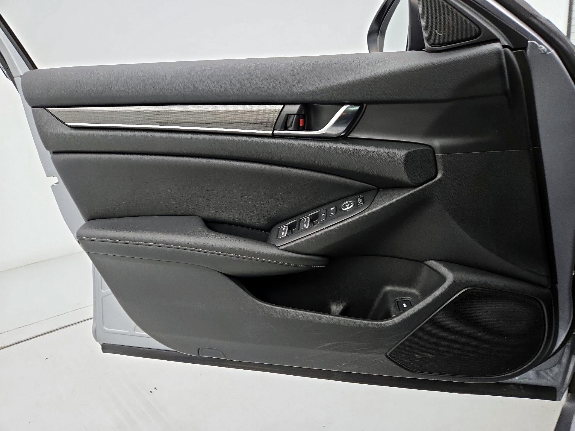 Thumbnail: 2022 Honda Accord - 12