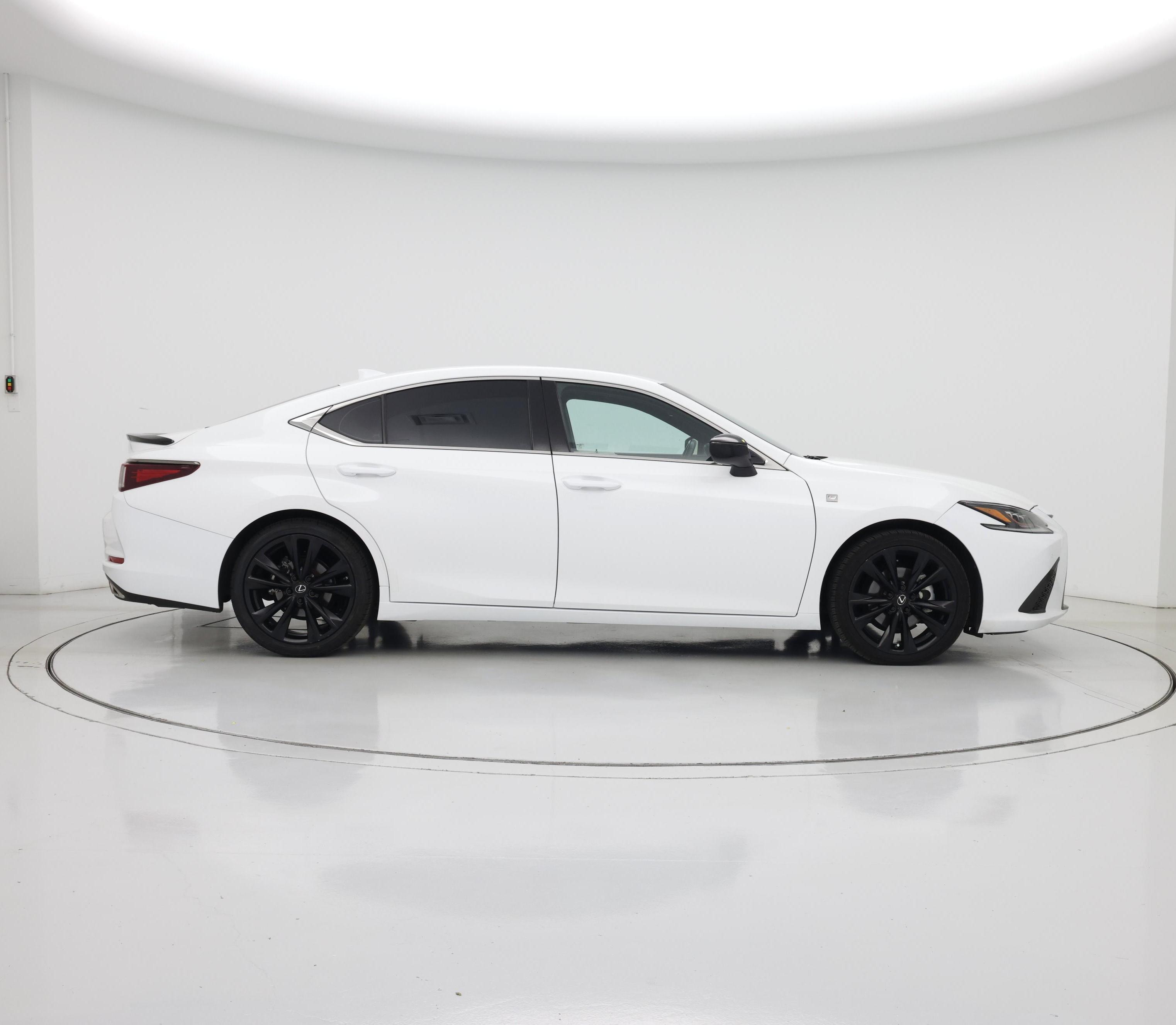 Thumbnail: 2021 Lexus ES - 7