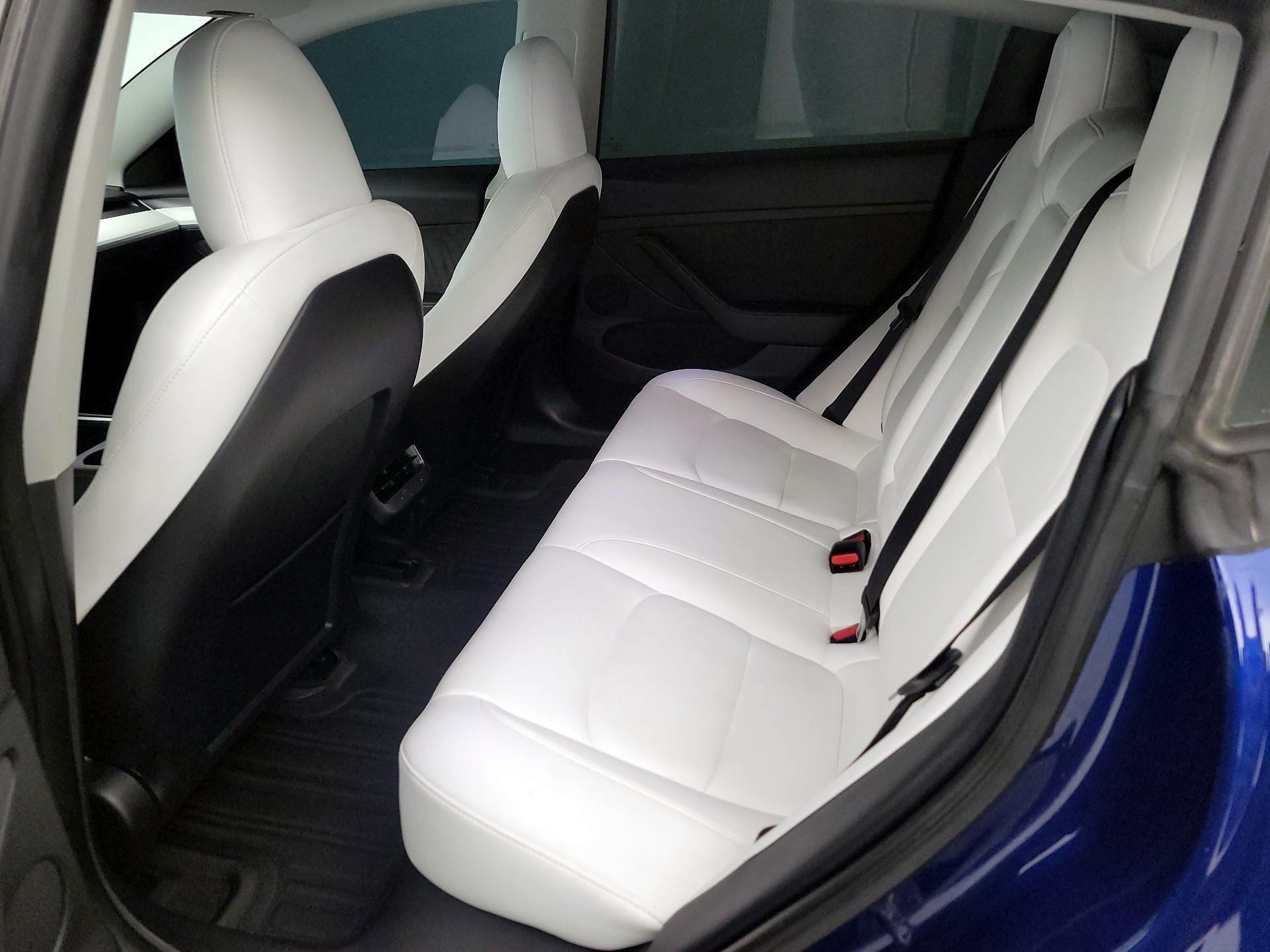 Thumbnail: 2023 Tesla Model 3 - 20