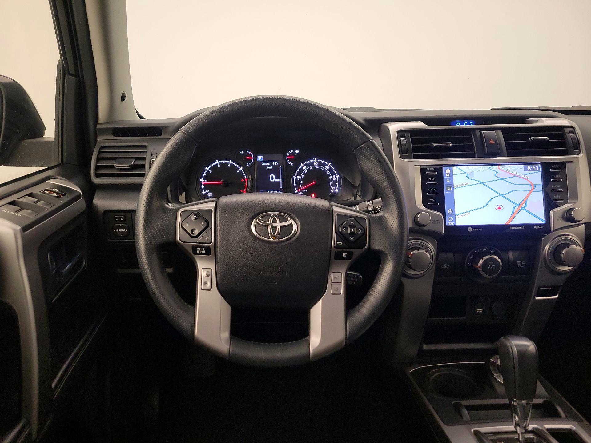 Thumbnail: 2020 Toyota 4Runner - 10