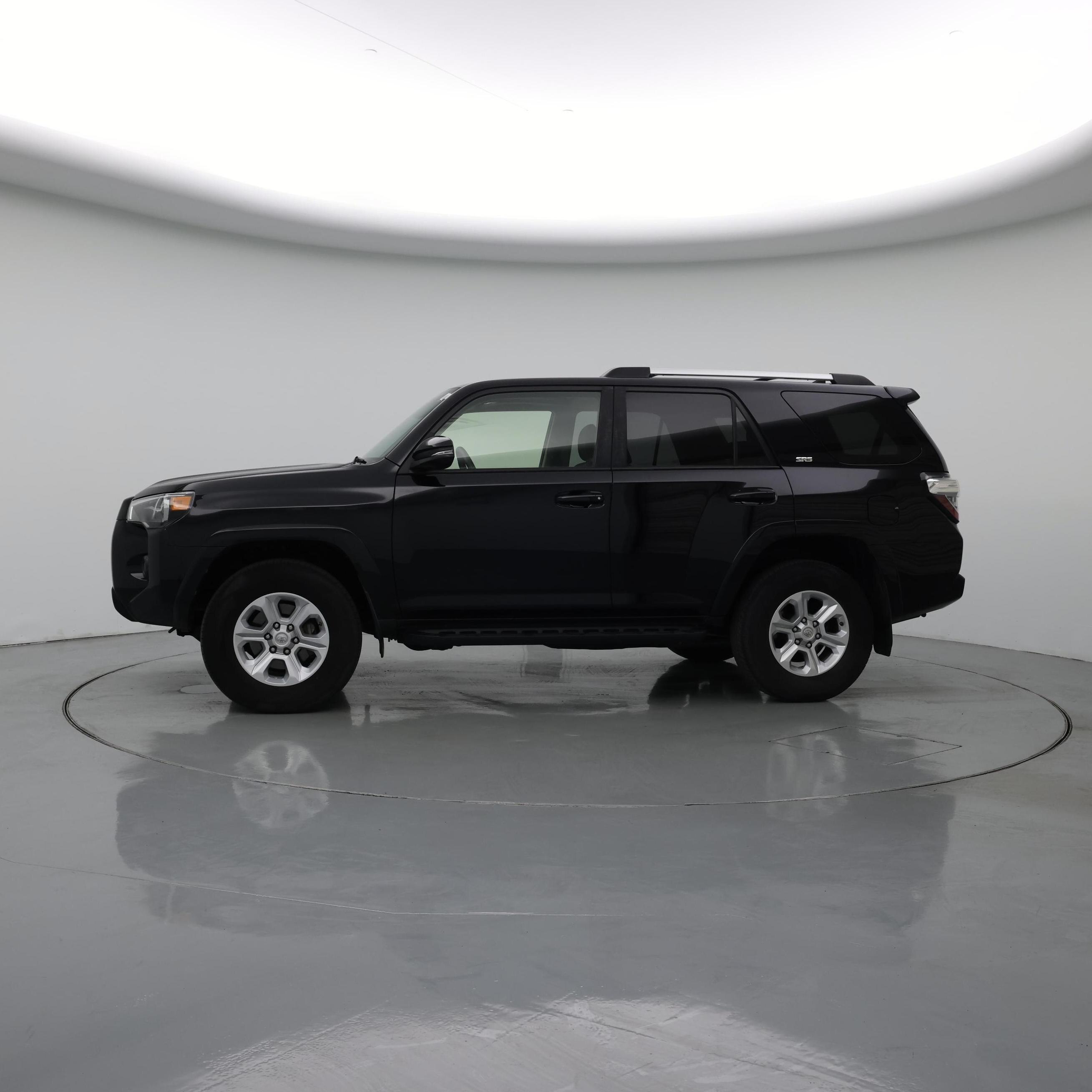 Thumbnail: 2020 Toyota 4Runner - 3