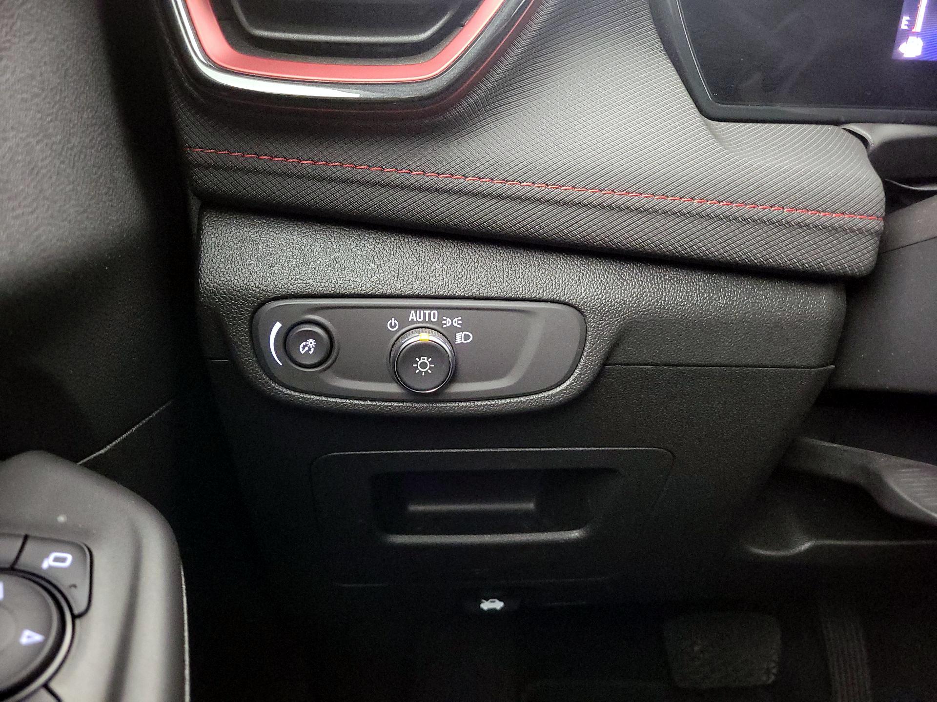 Thumbnail: 2025 Chevrolet TrailBlazer - 13