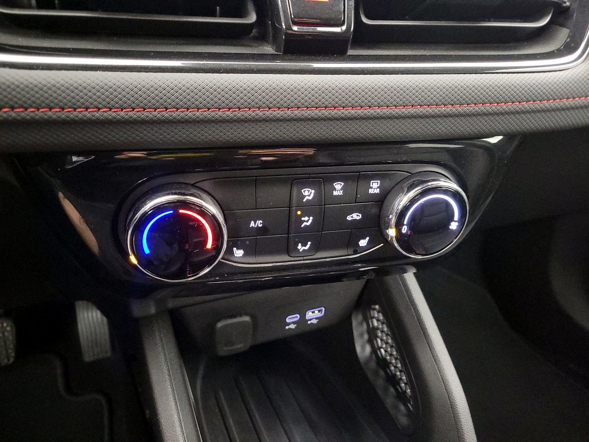 Thumbnail: 2025 Chevrolet TrailBlazer - 16