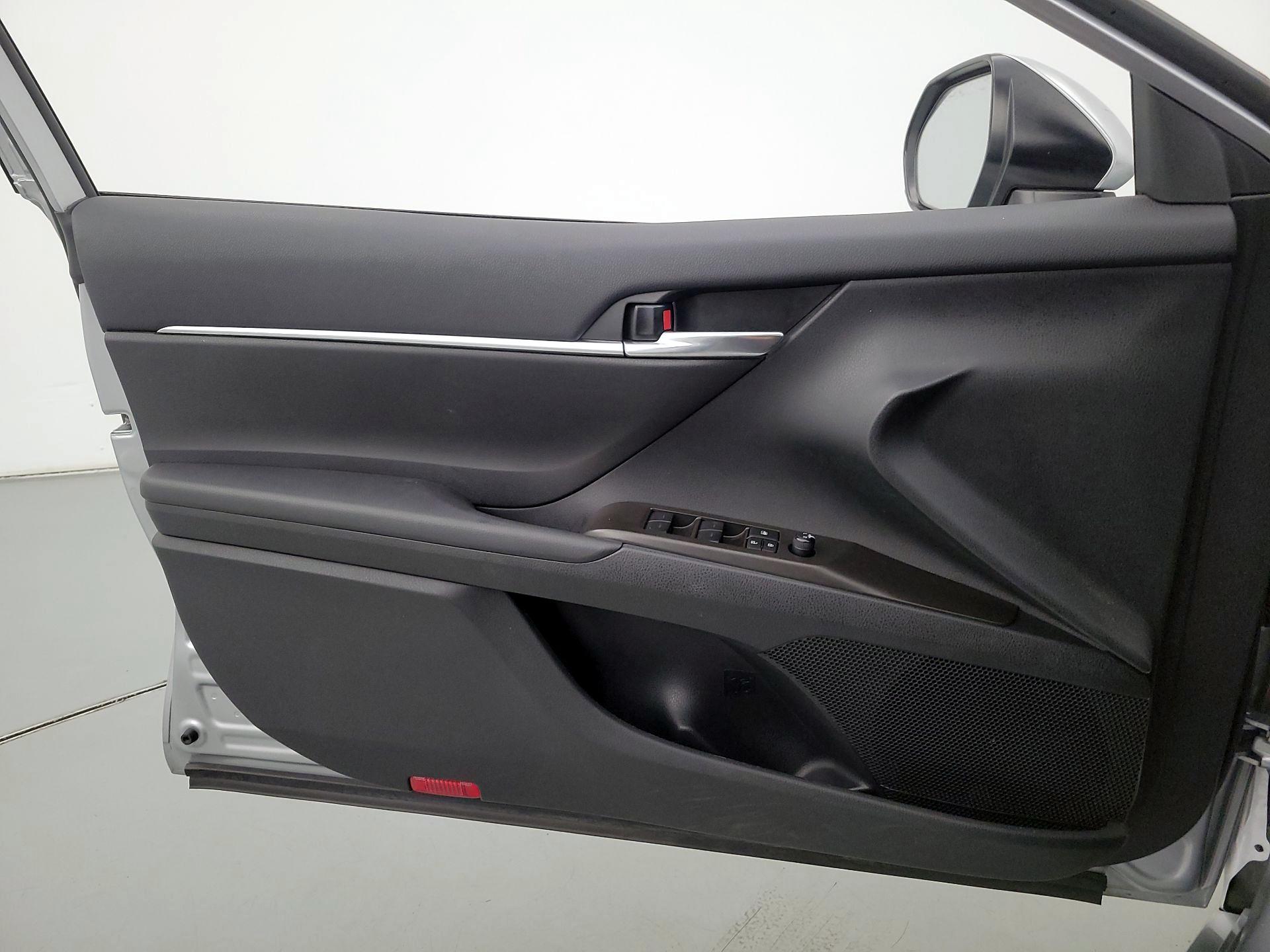 Thumbnail: 2024 Toyota Camry - 12