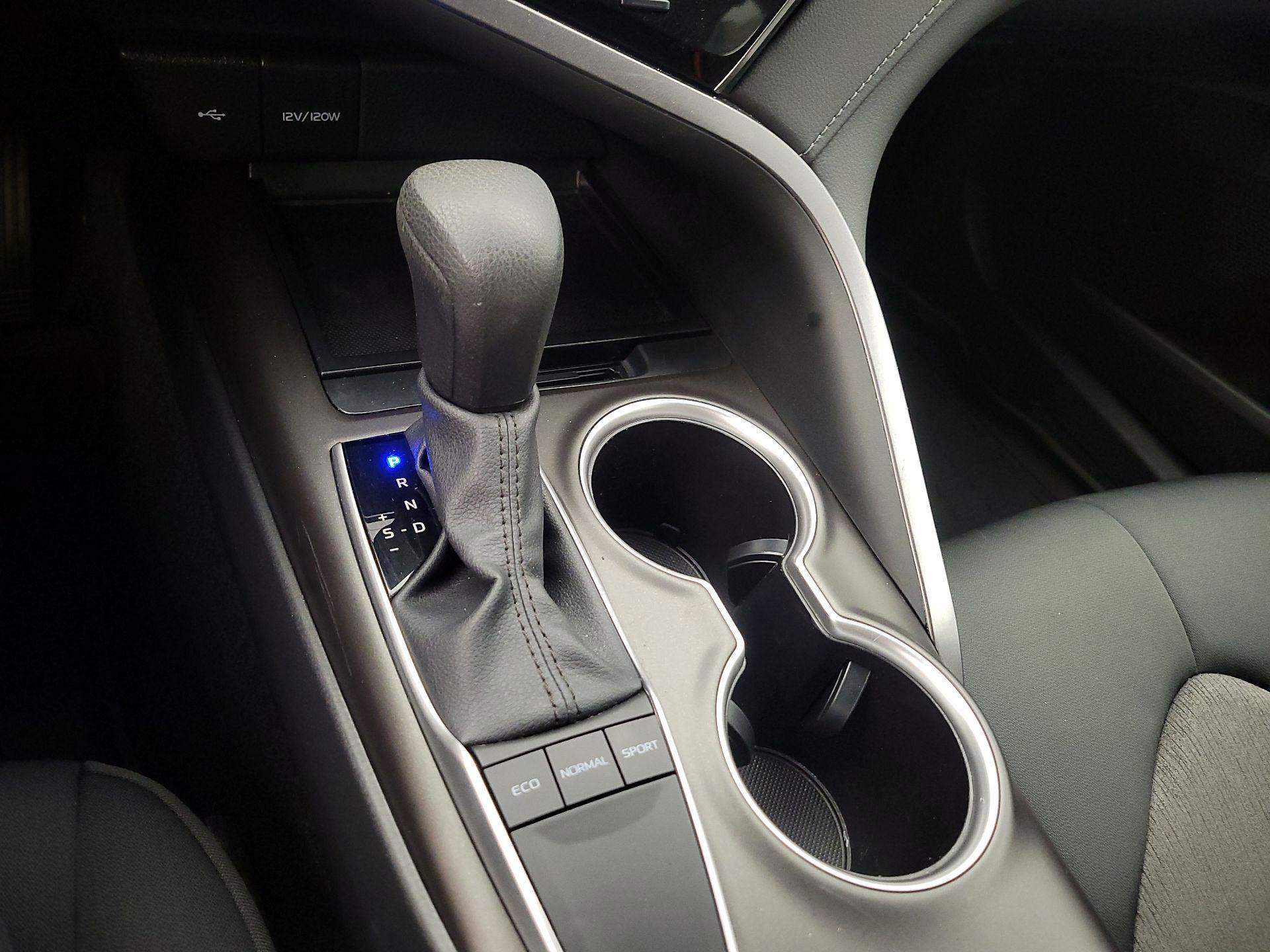 Thumbnail: 2024 Toyota Camry - 17