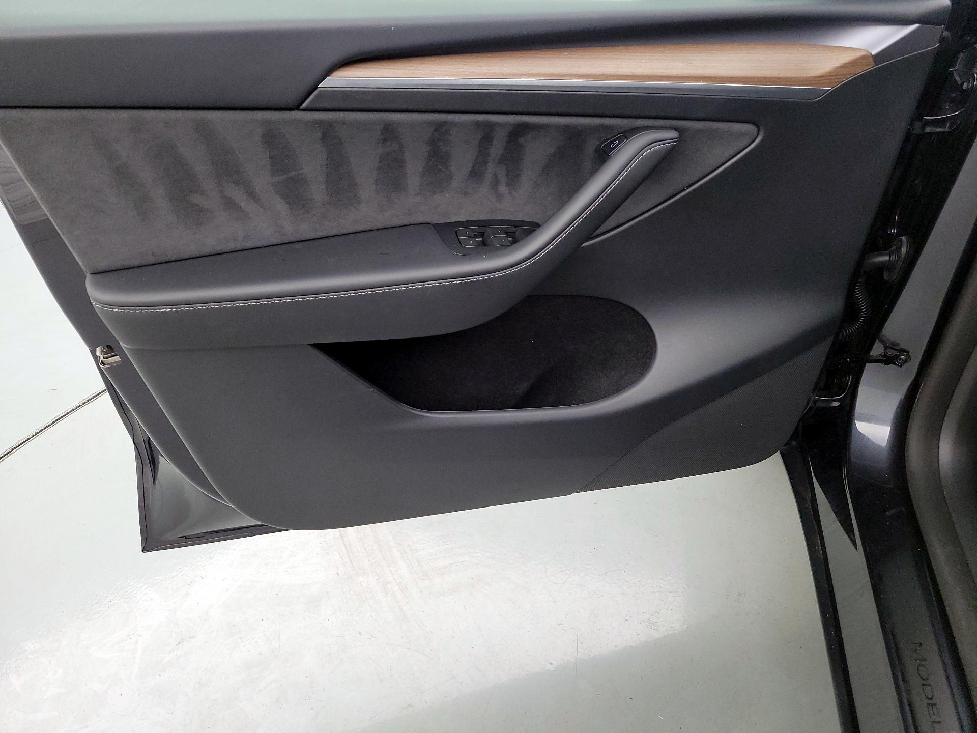 Thumbnail: 2024 Tesla Model Y - 12