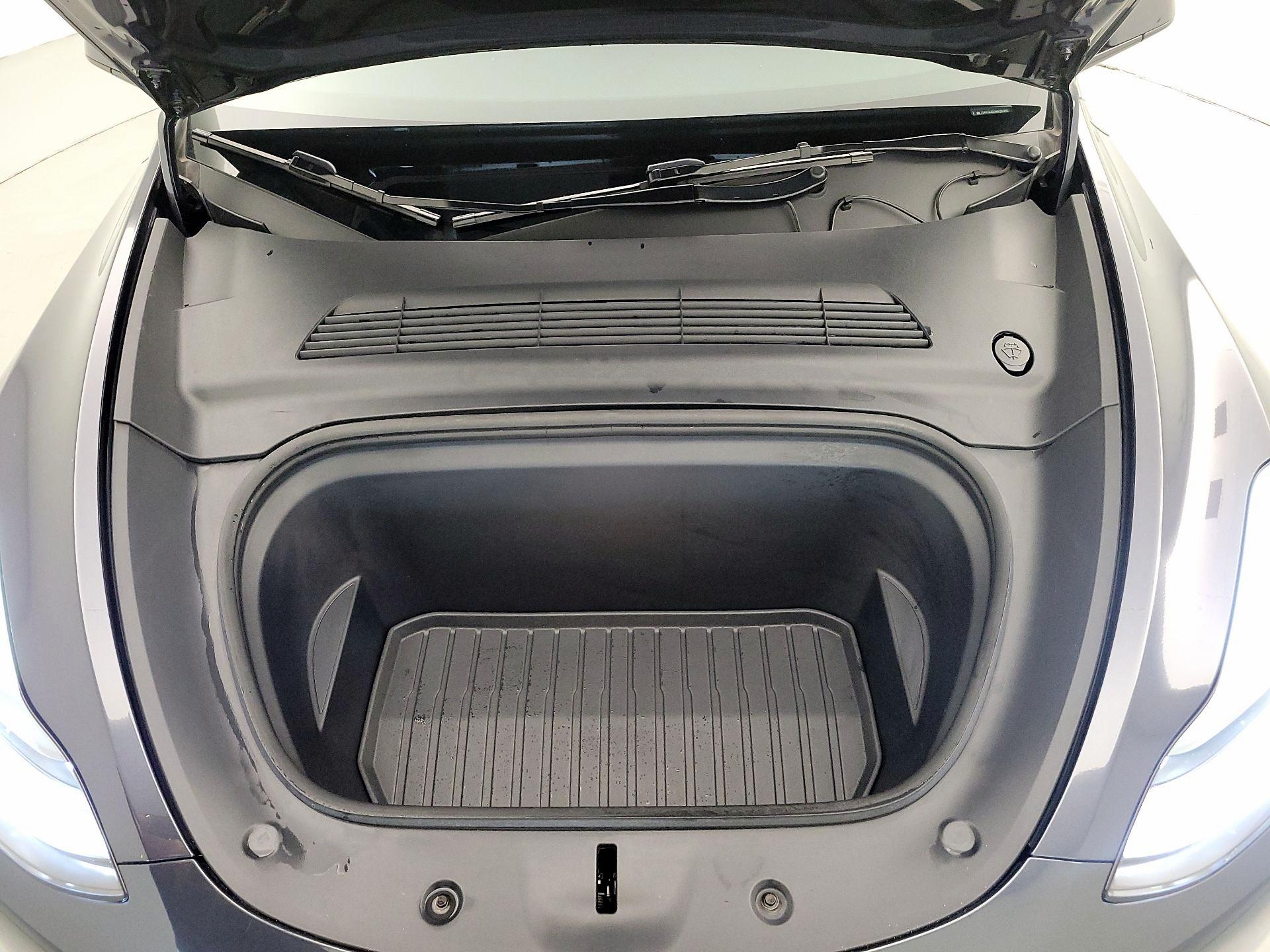 Thumbnail: 2024 Tesla Model Y - 20