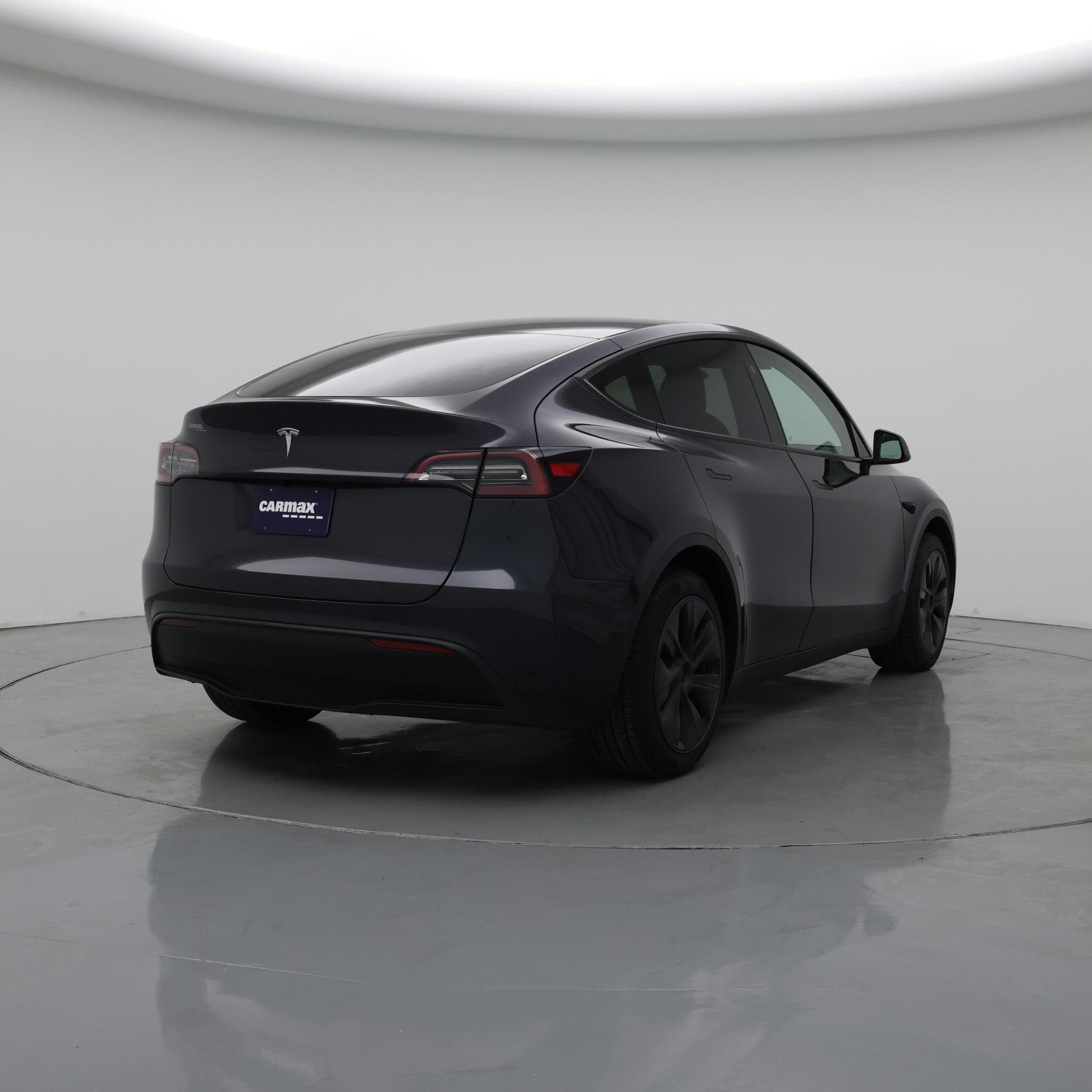 Thumbnail: 2024 Tesla Model Y - 8
