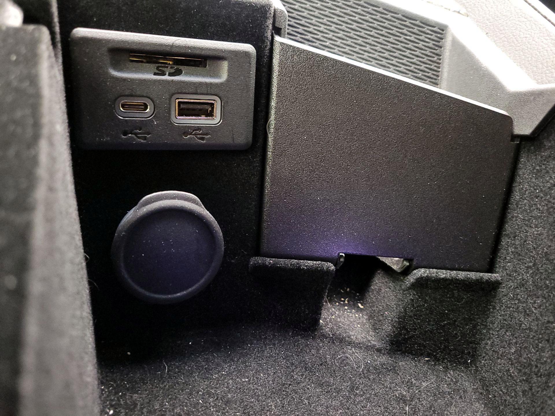 Thumbnail: 2022 Cadillac CT5 - 18