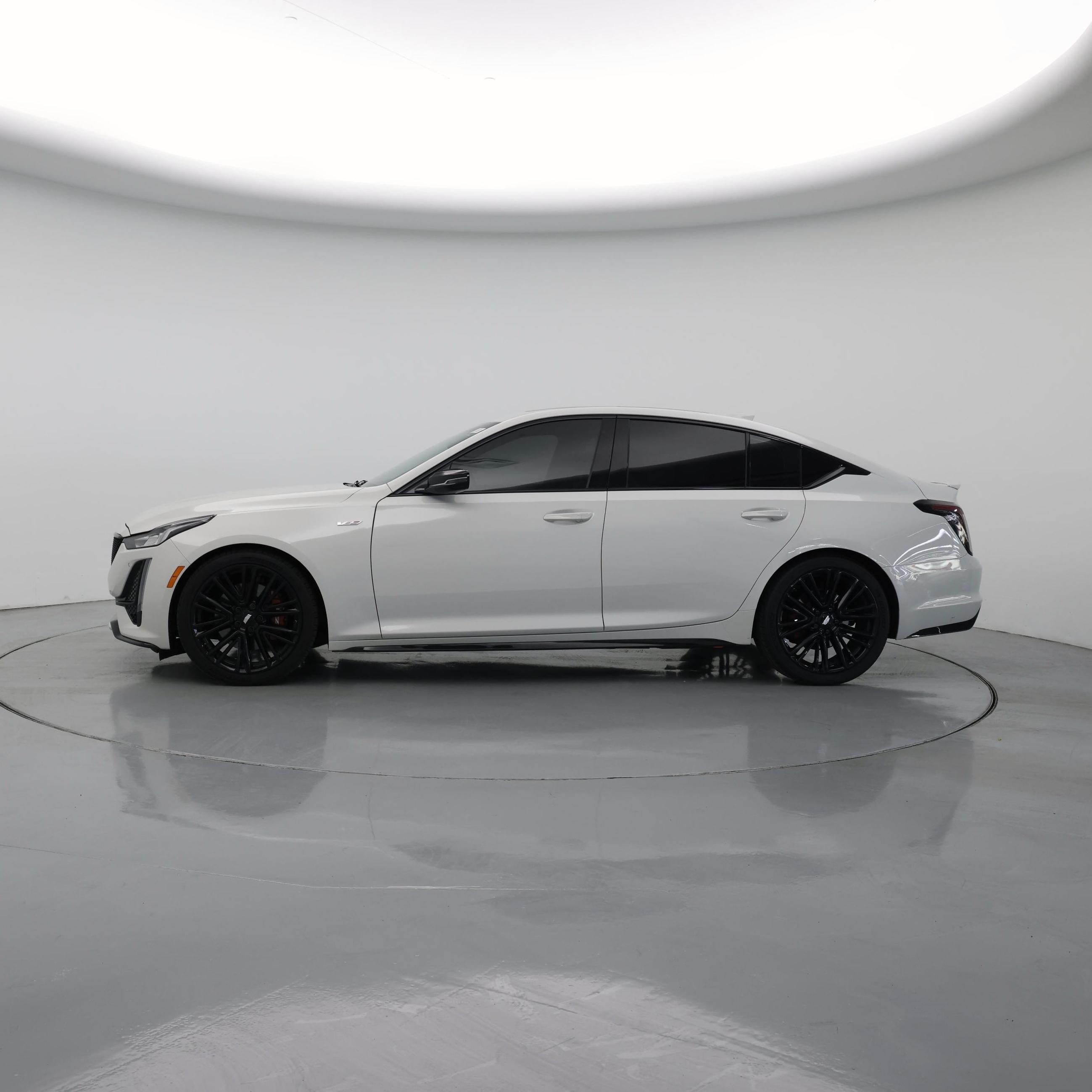 Thumbnail: 2022 Cadillac CT5 - 3