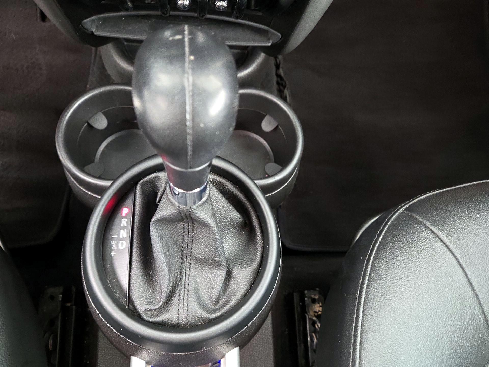 Thumbnail: 2015 MINI Cooper Countryman - 15