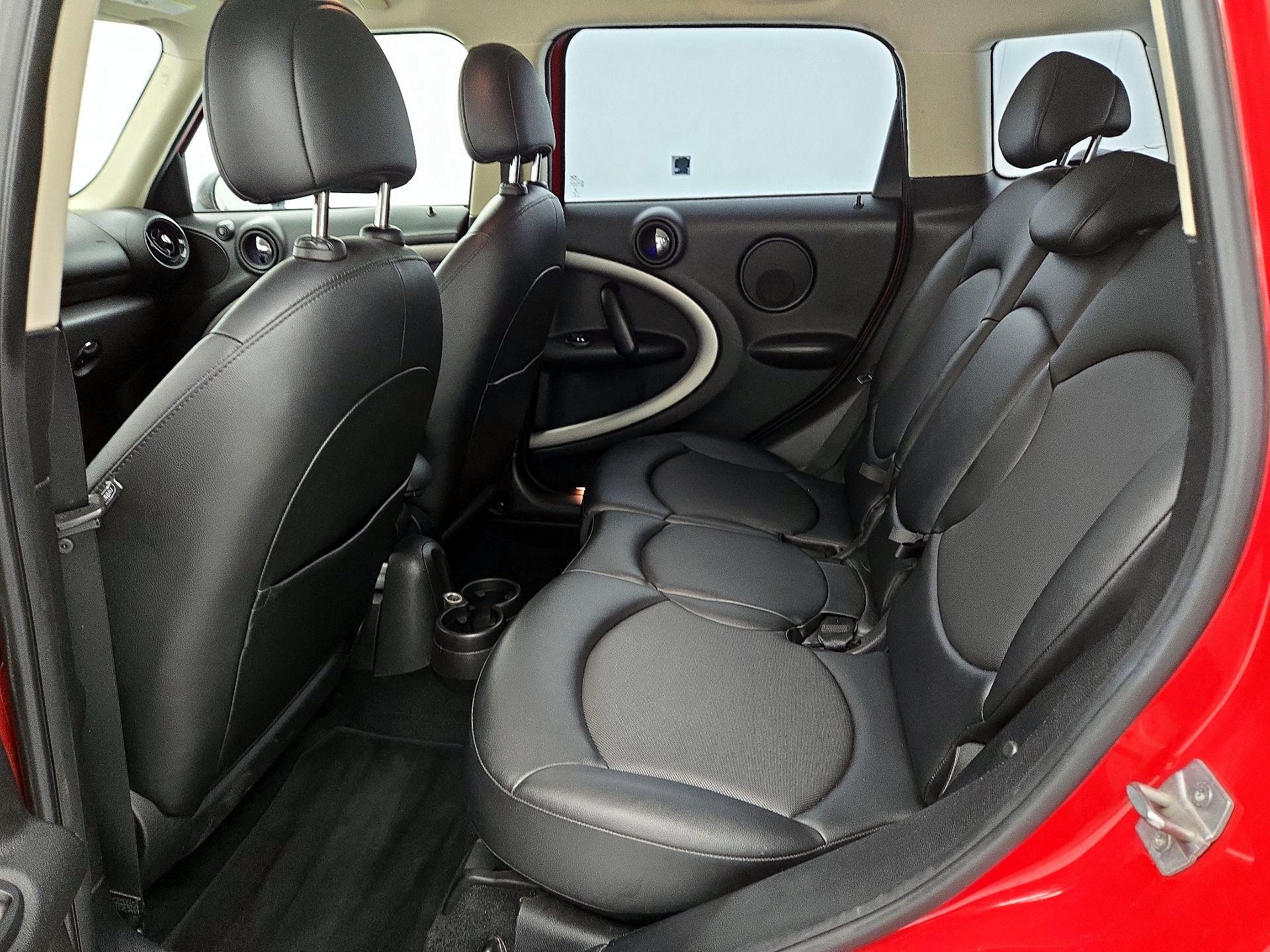 Thumbnail: 2015 MINI Cooper Countryman - 17