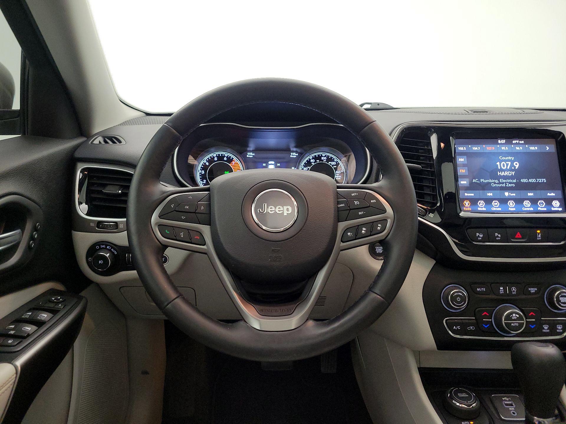 Thumbnail: 2020 Jeep Cherokee - 10