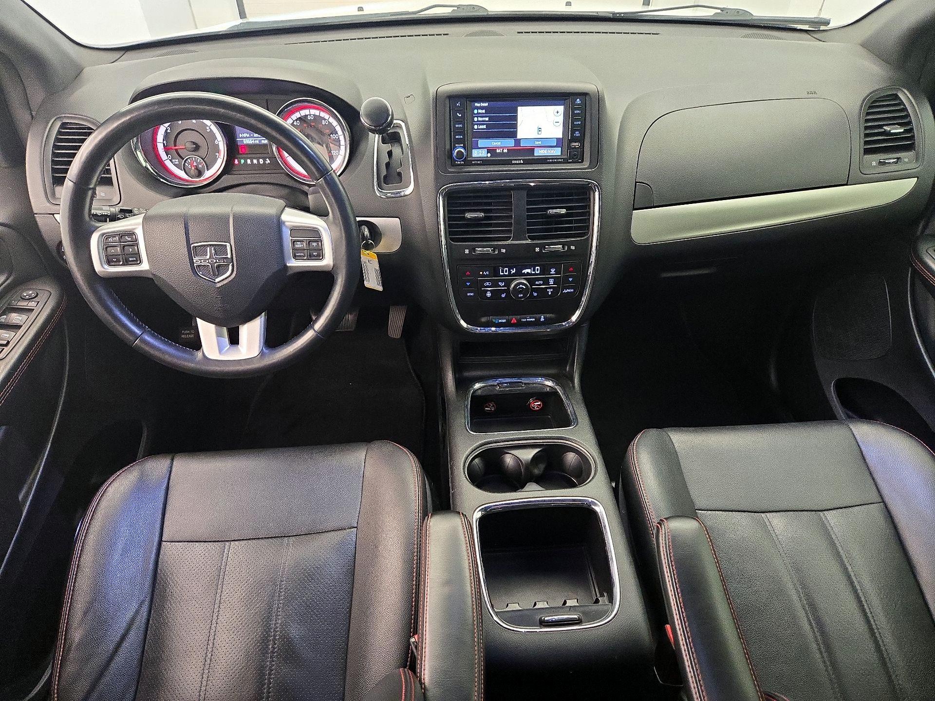 Thumbnail: 2017 Dodge Grand Caravan - 9