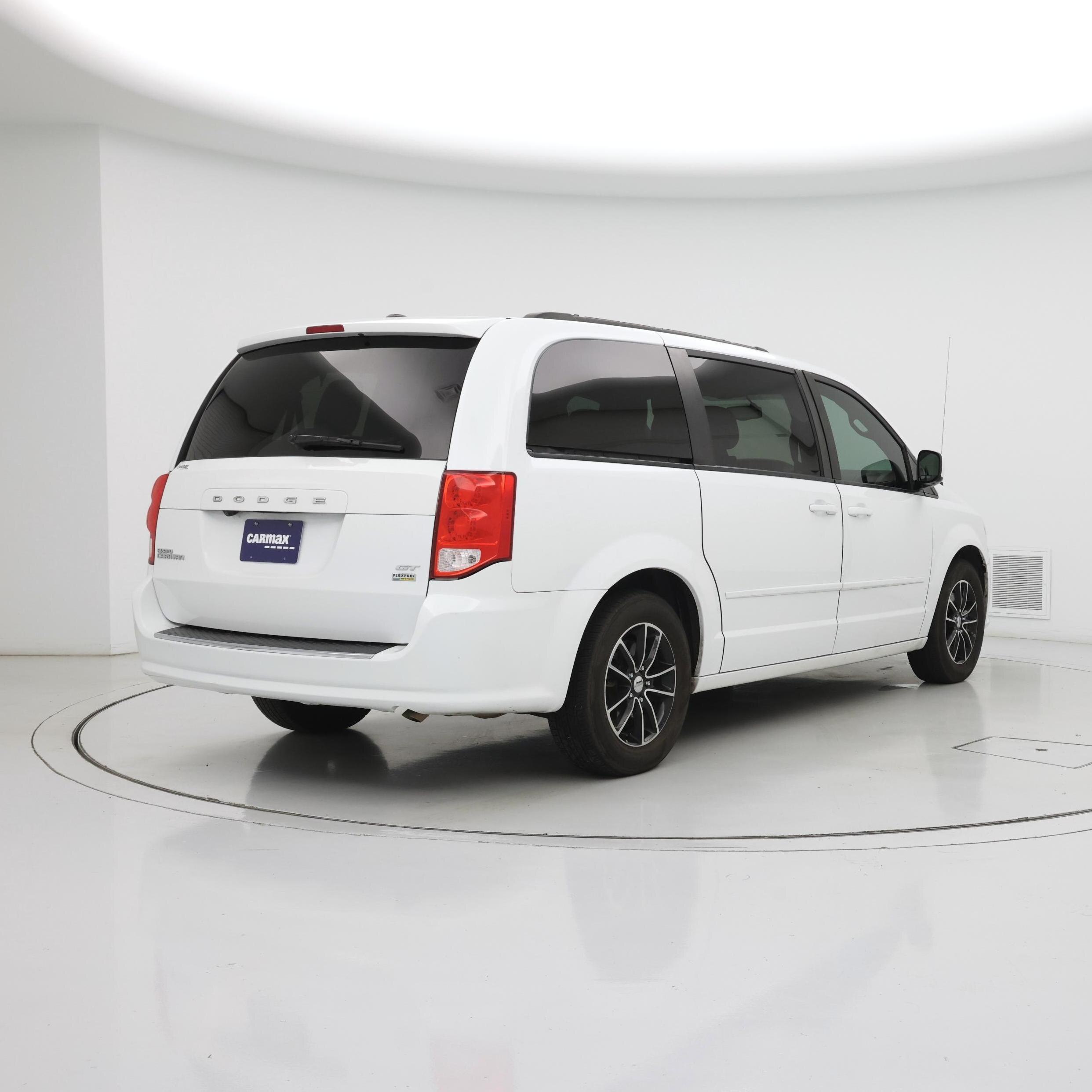 Thumbnail: 2017 Dodge Grand Caravan - 8