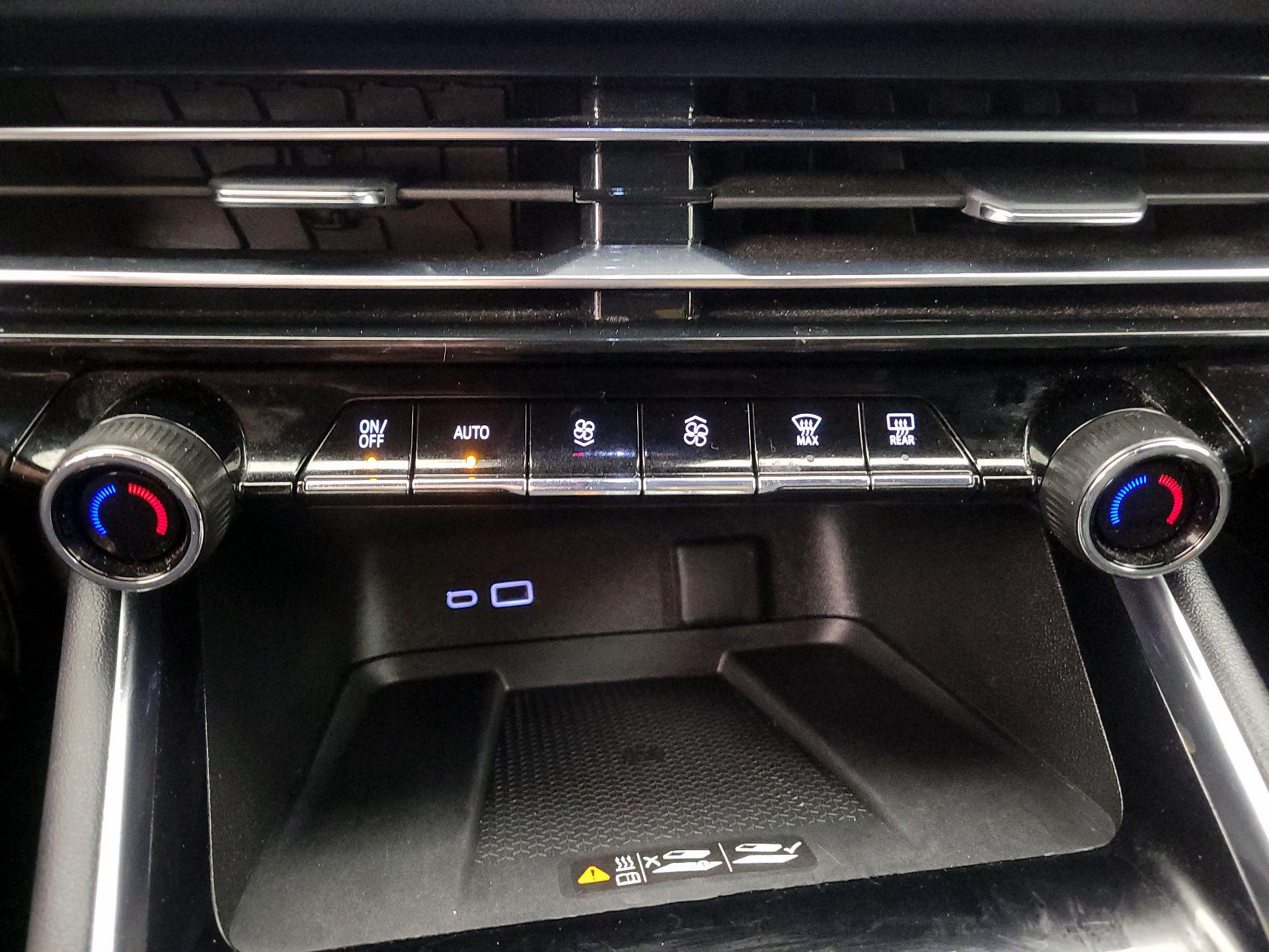 Thumbnail: 2025 Chevrolet Traverse - 16