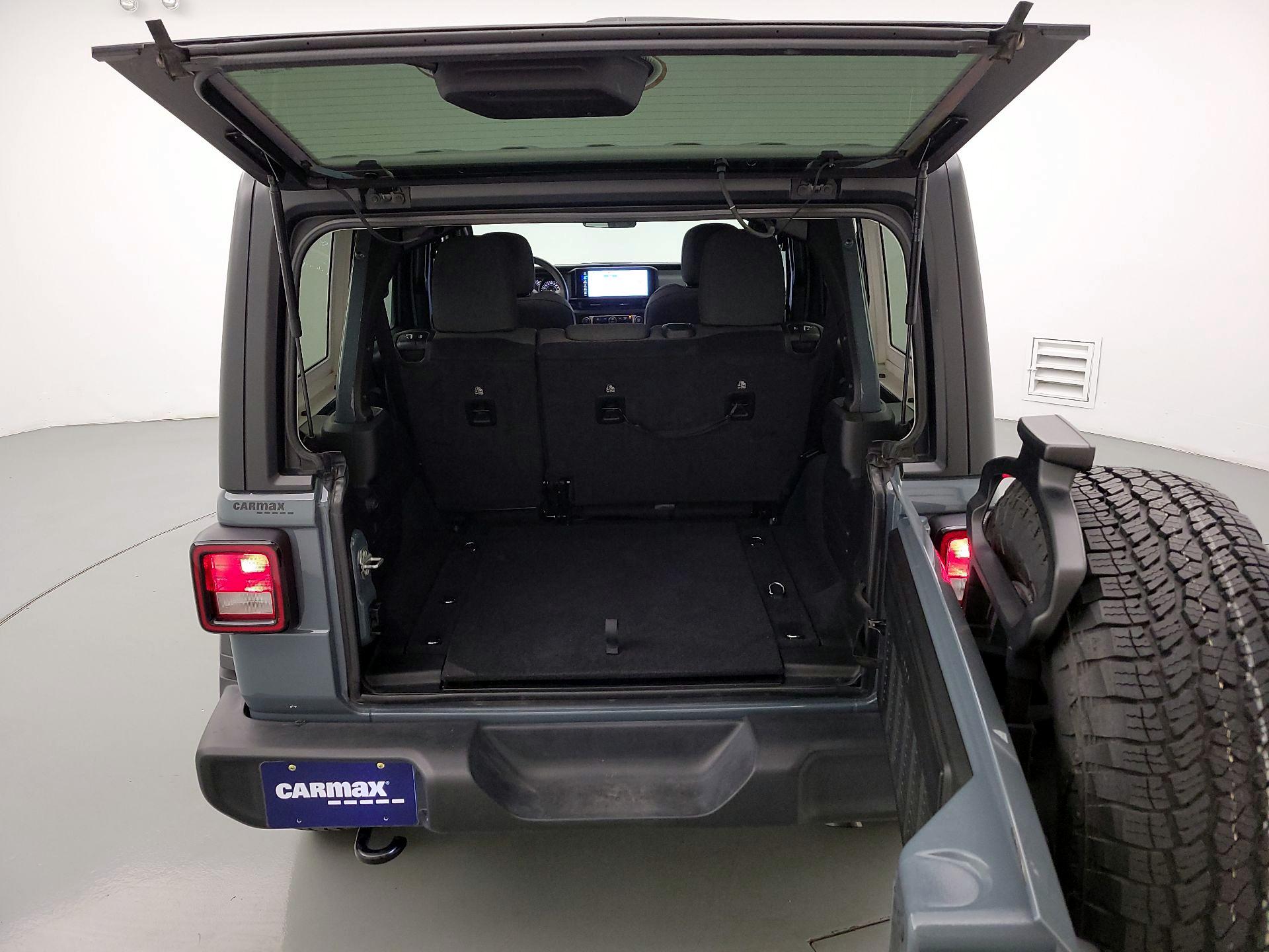 Thumbnail: 2024 Jeep Wrangler - 20
