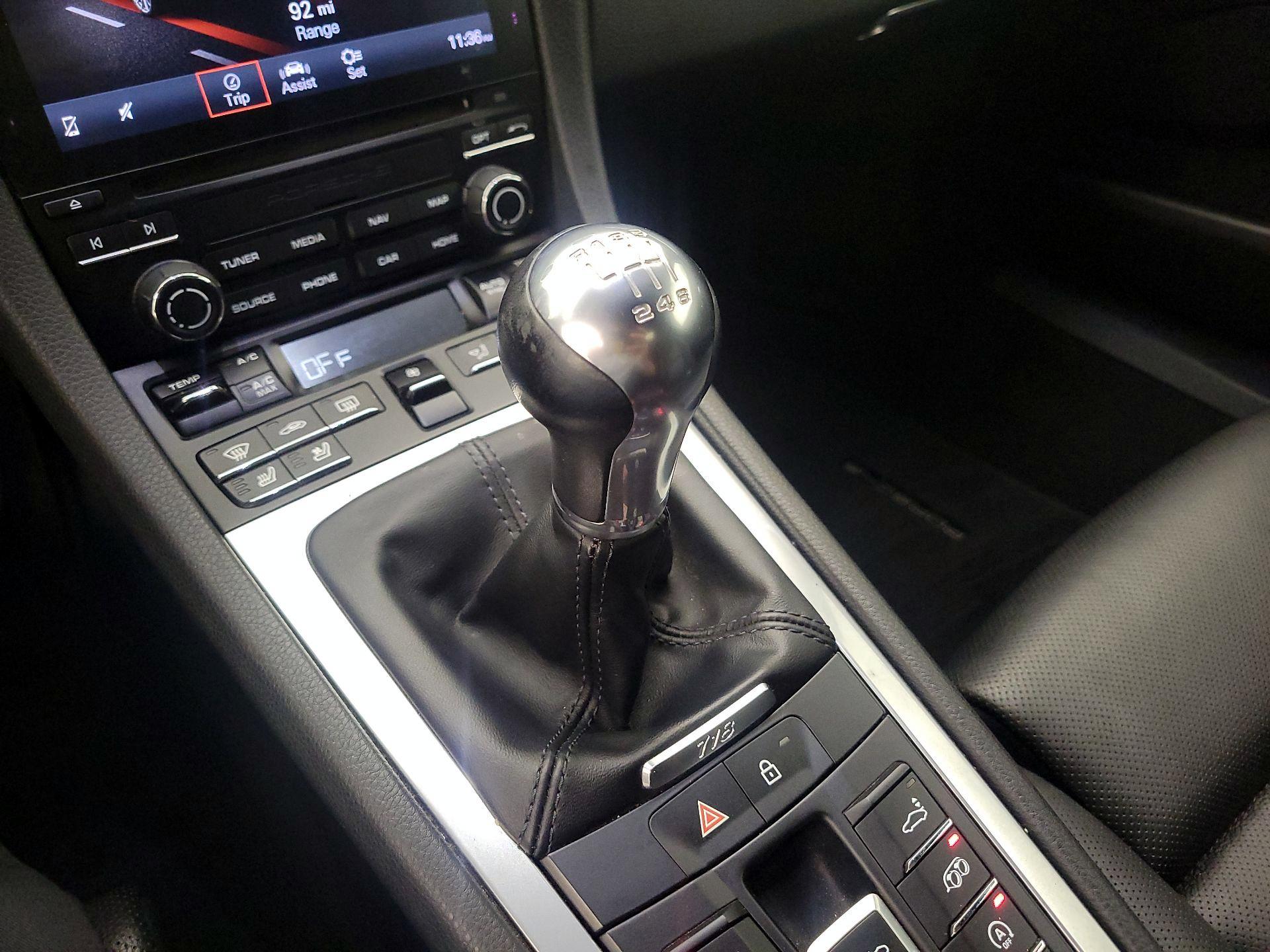 Thumbnail: 2023 Porsche 718 Boxster - 17