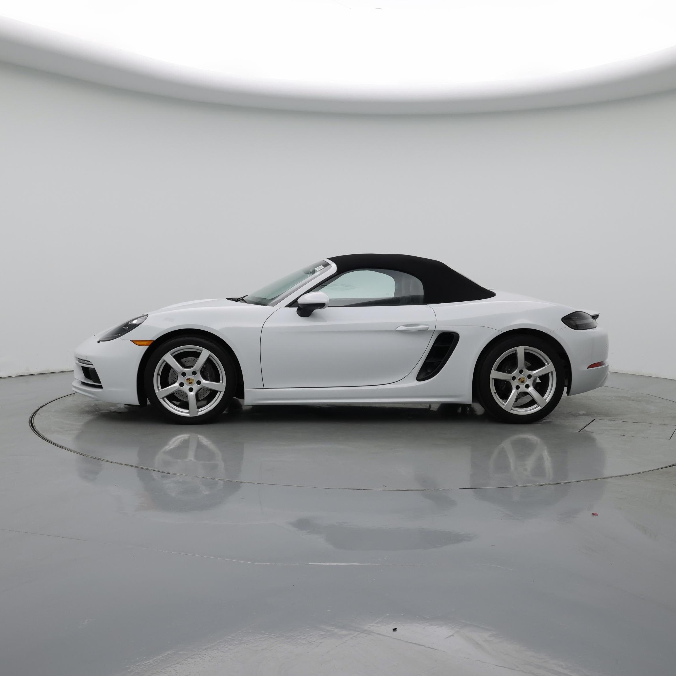 Thumbnail: 2023 Porsche 718 Boxster - 3