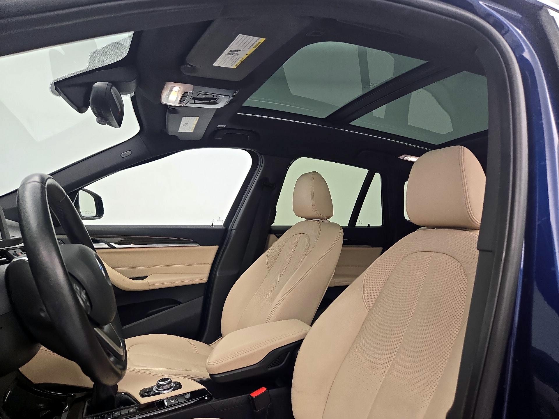 Thumbnail: 2016 BMW X1 - 18
