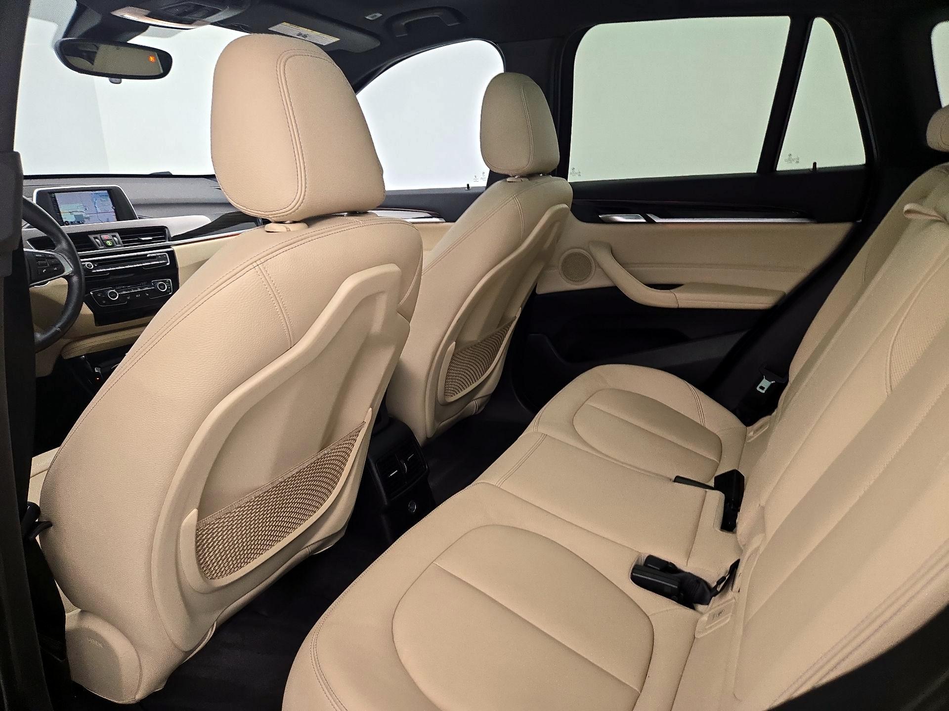 Thumbnail: 2016 BMW X1 - 19