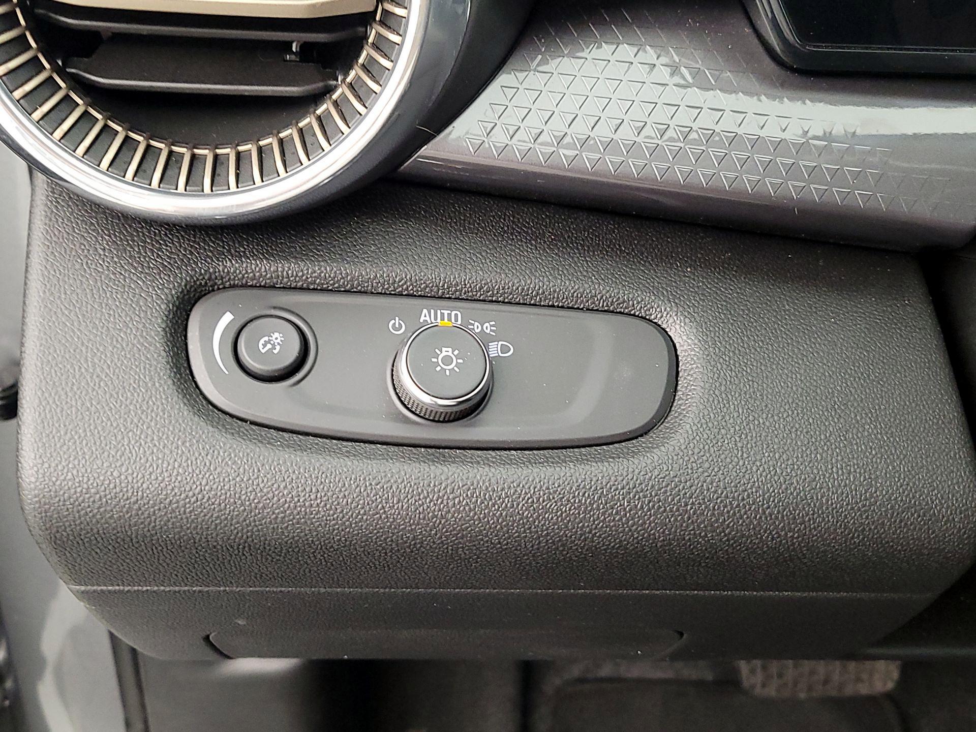 Thumbnail: 2026 Chevrolet Trax - 13