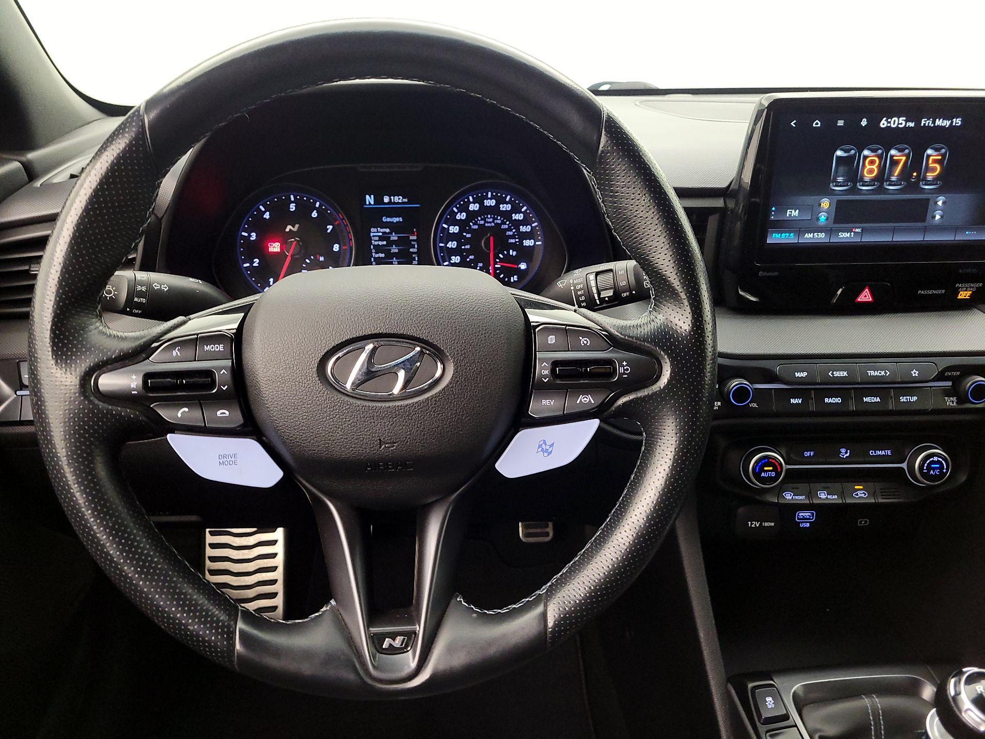 Thumbnail: 2021 Hyundai Veloster - 10