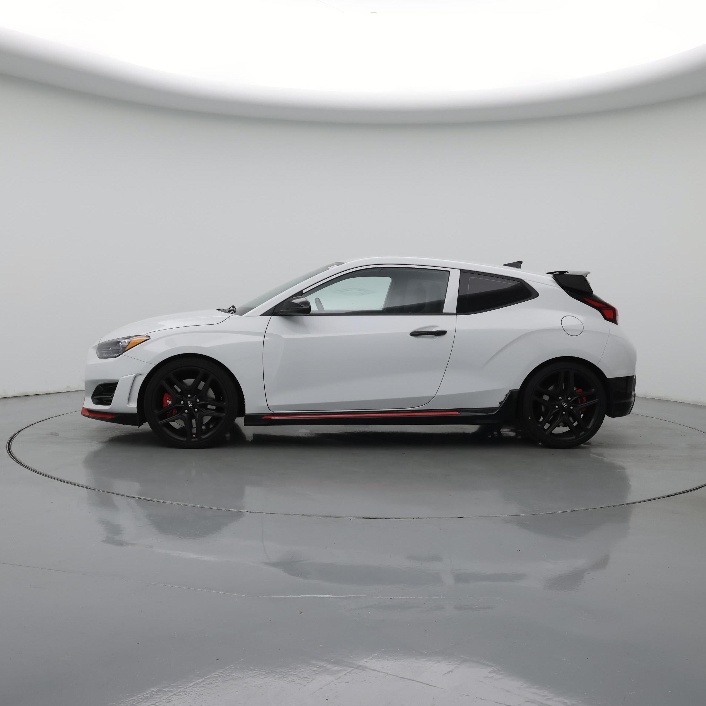 Thumbnail: 2021 Hyundai Veloster - 3