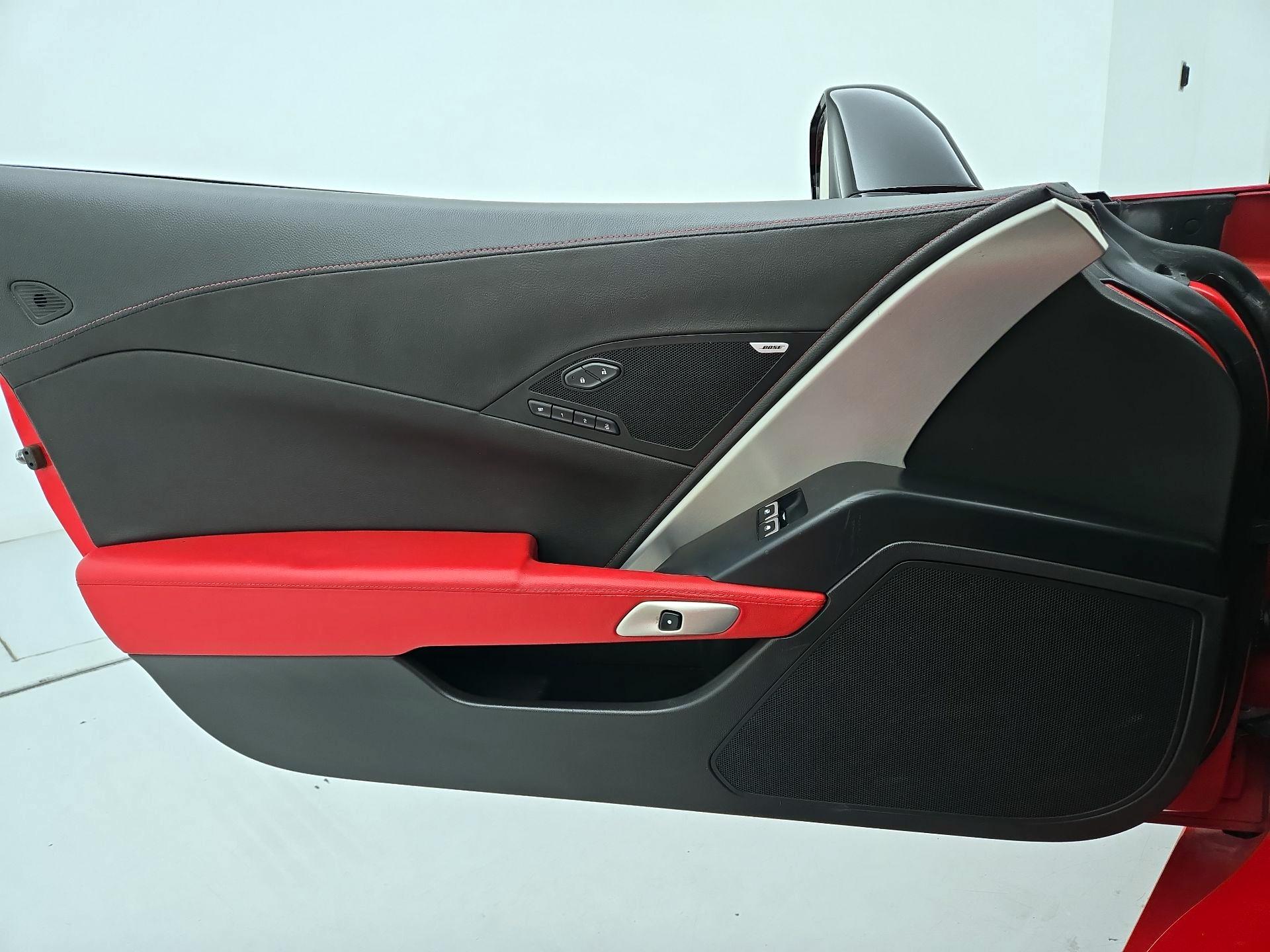 Thumbnail: 2015 Chevrolet Corvette - 12
