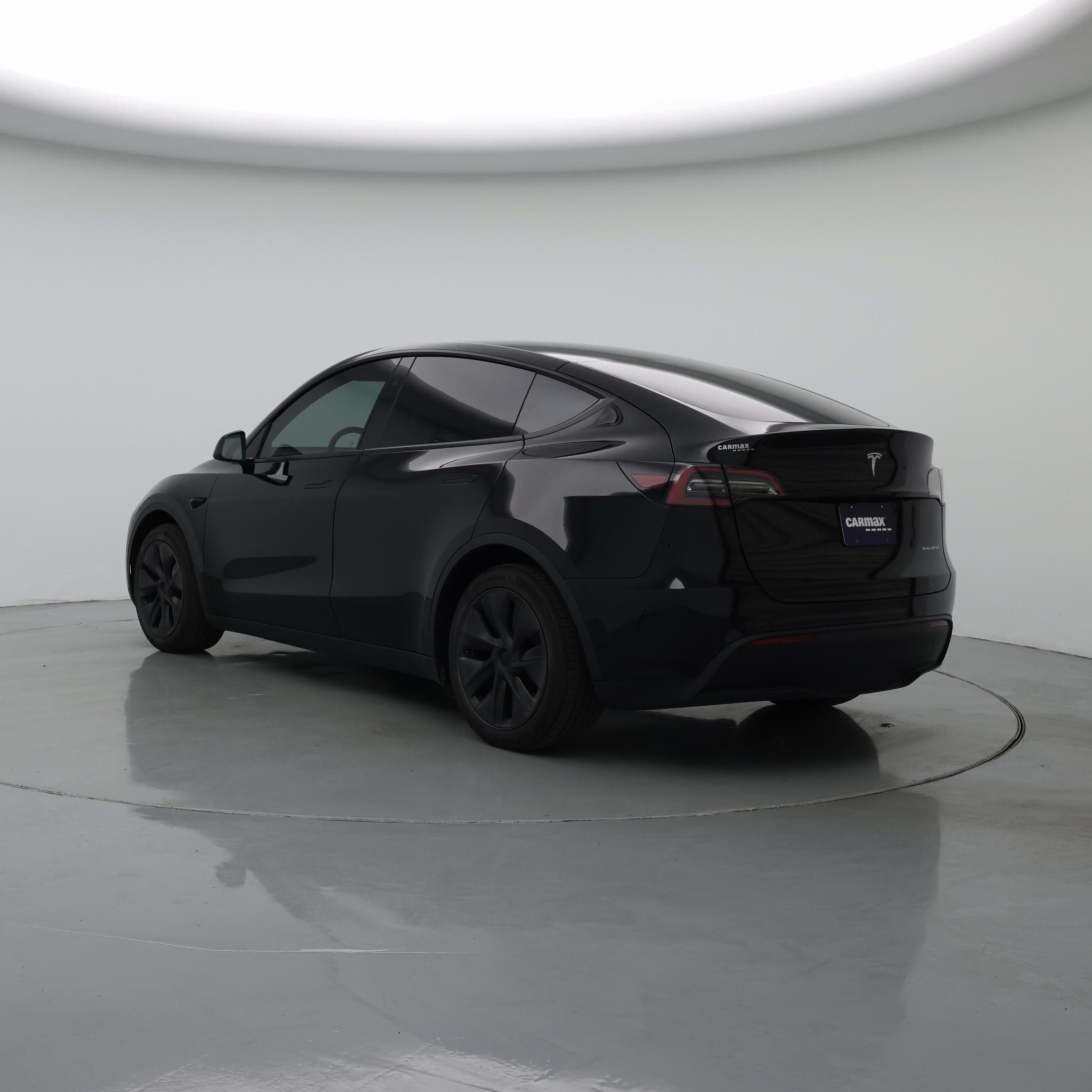 Thumbnail: 2025 Tesla Model Y - 2