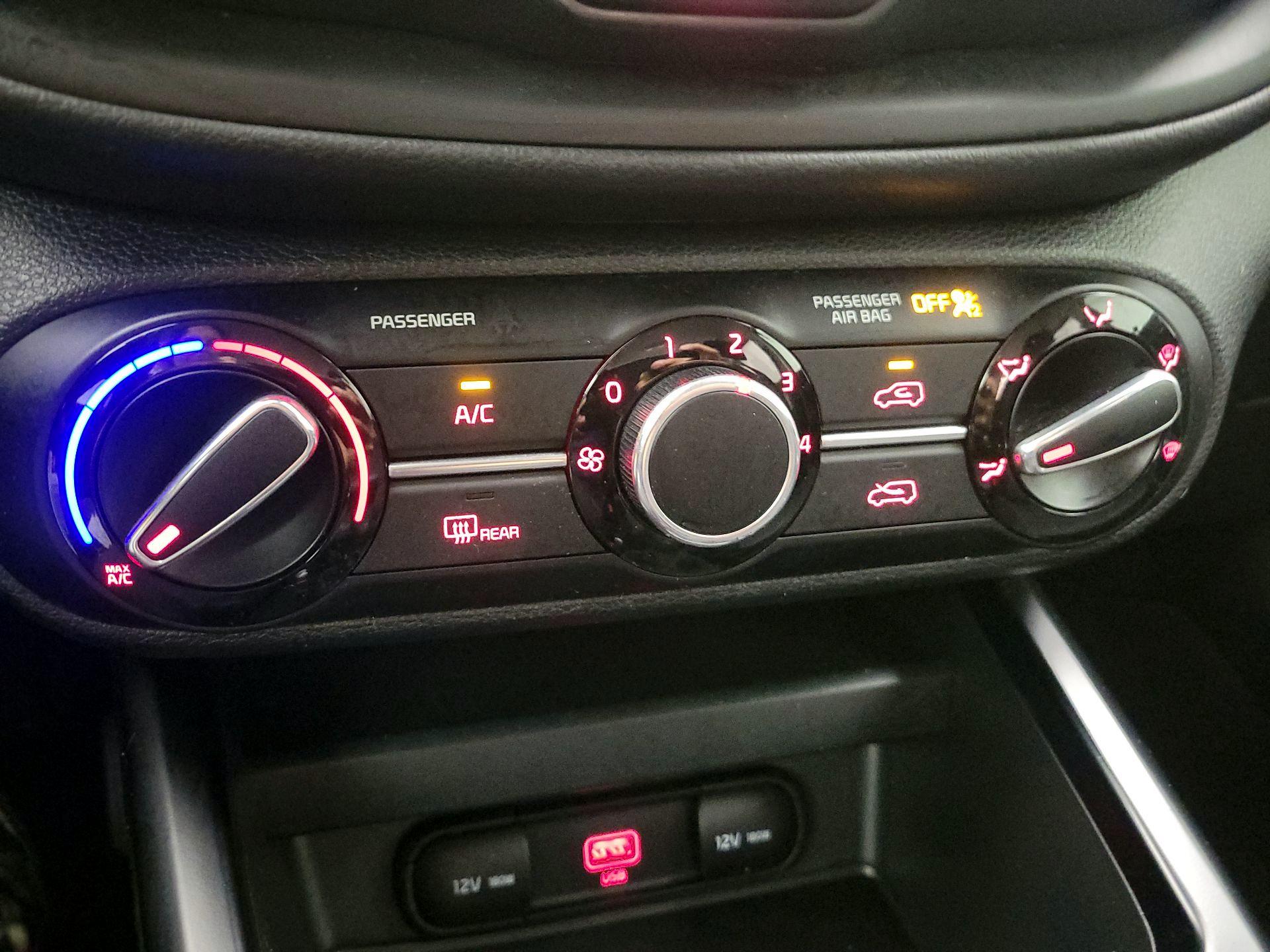 Thumbnail: 2022 Kia Soul - 16