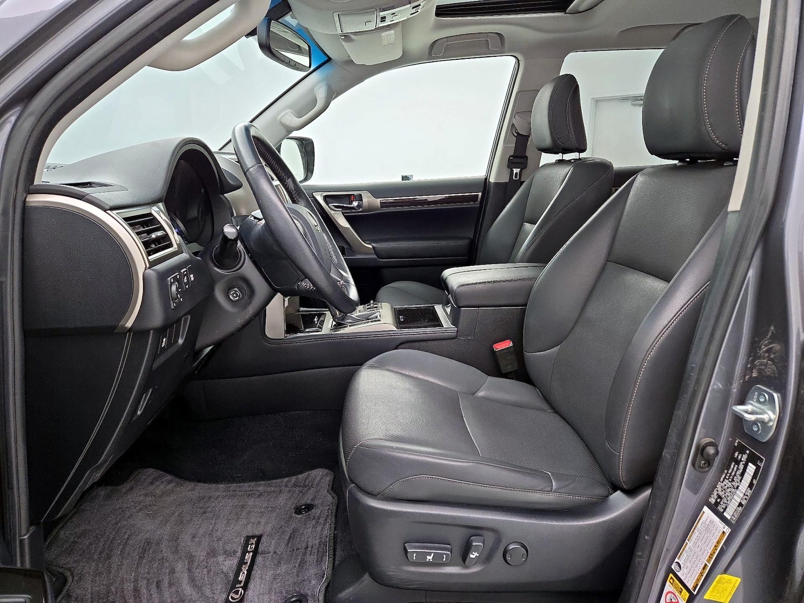 2017 Lexus GX Base - Photo 12