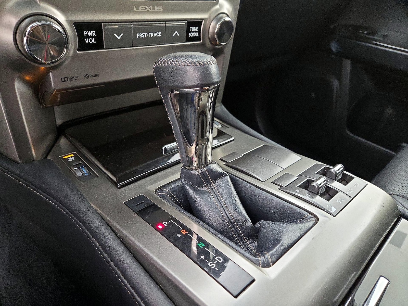 2017 Lexus GX Base - Photo 19