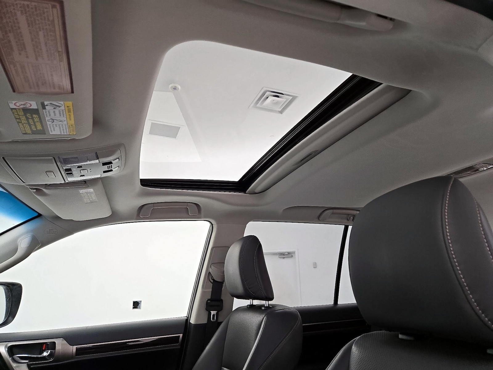 2017 Lexus GX Base - Photo 21