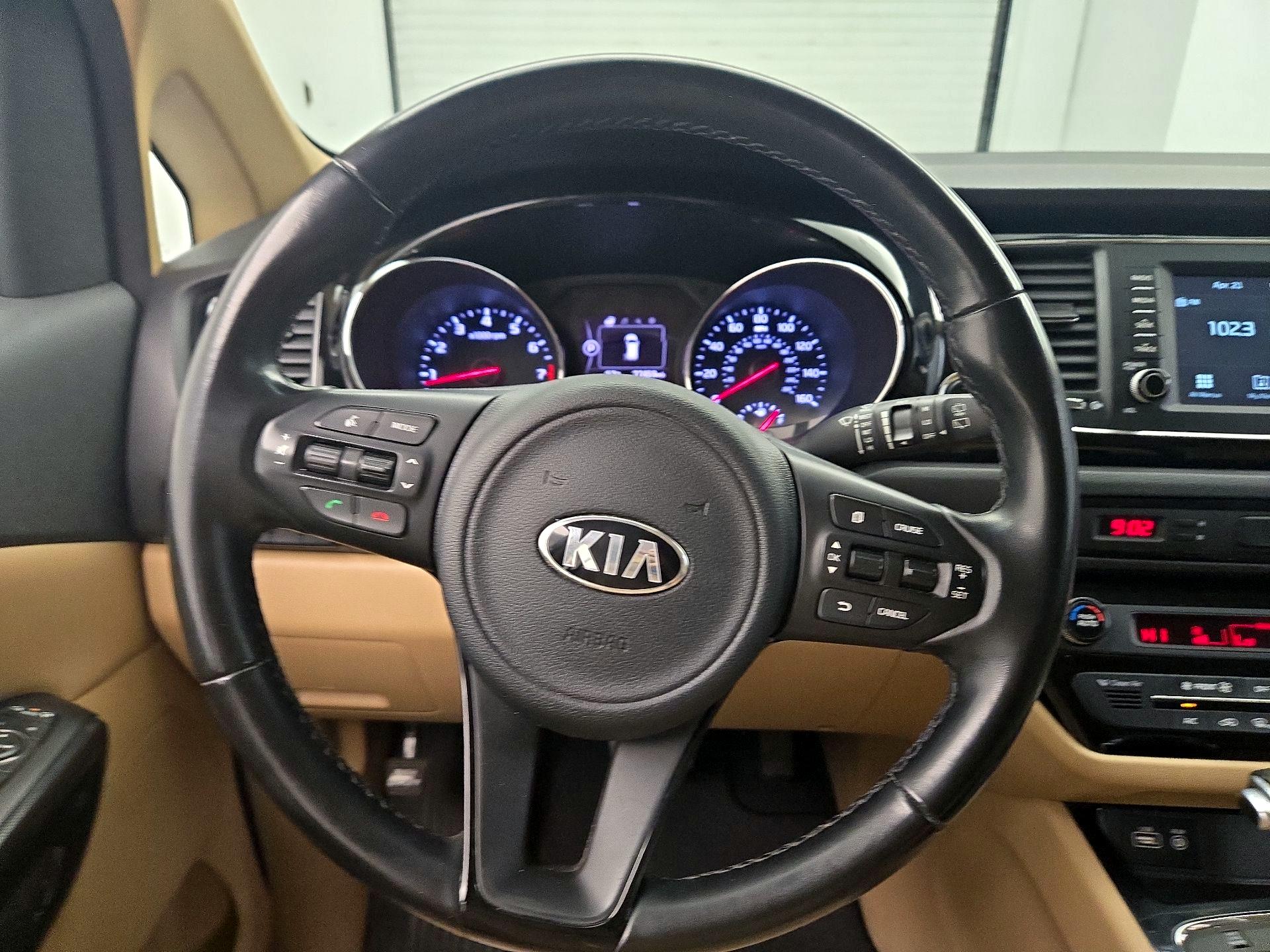 Thumbnail: 2018 Kia Sedona - 10