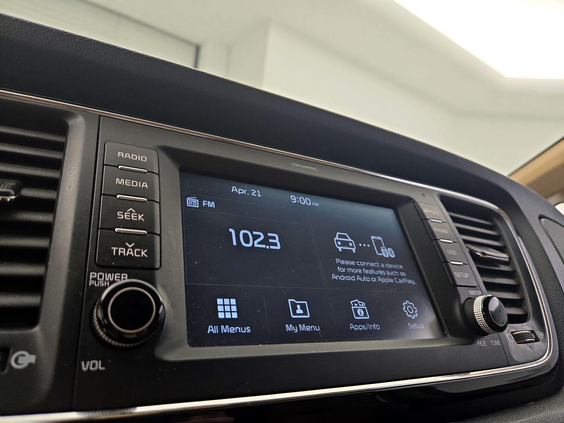 Thumbnail: 2018 Kia Sedona - 15