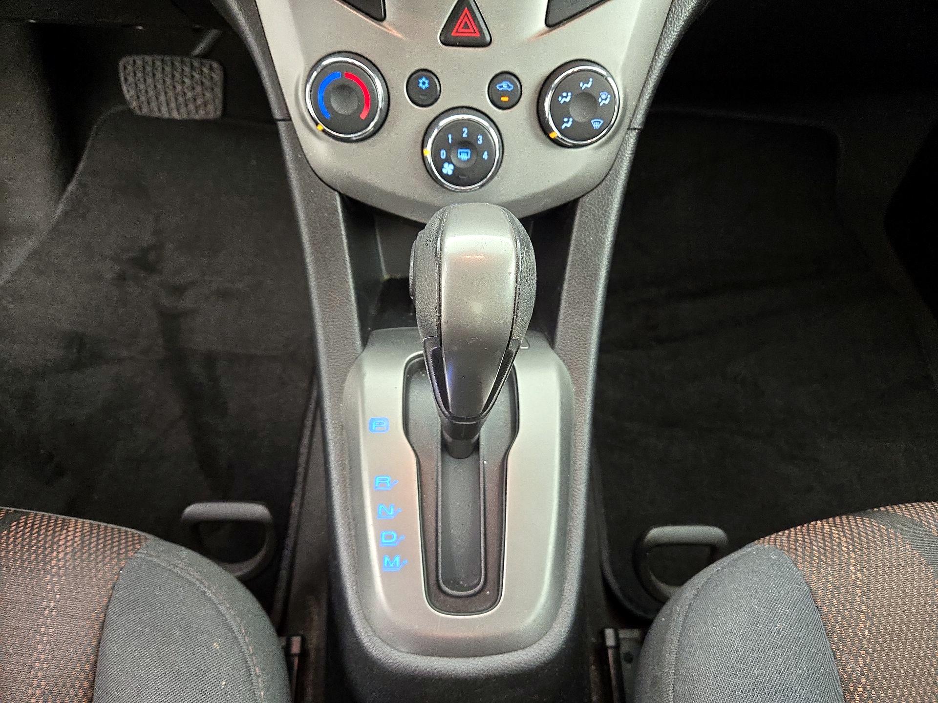 Thumbnail: 2016 Chevrolet Sonic - 16