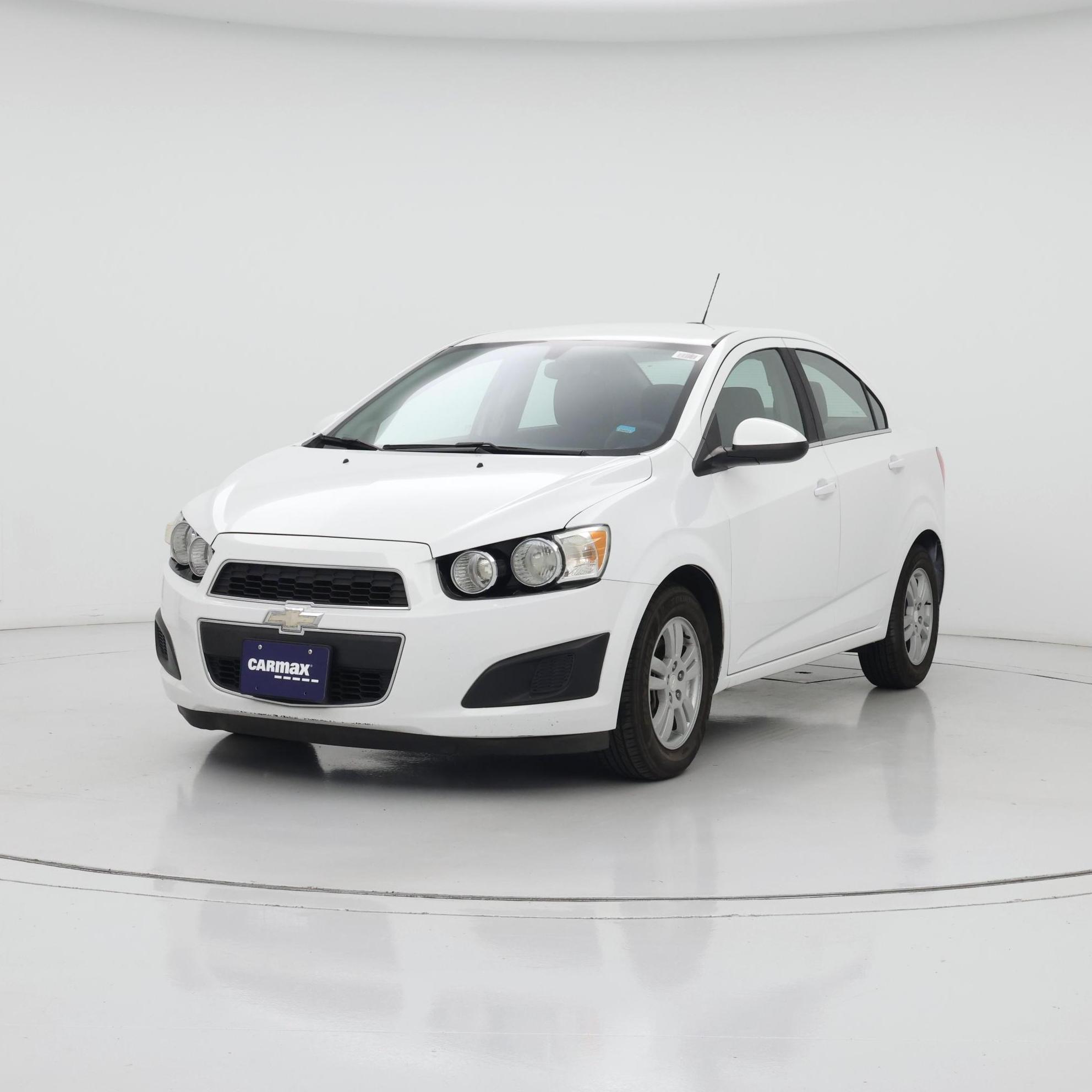 Thumbnail: 2016 Chevrolet Sonic - 4