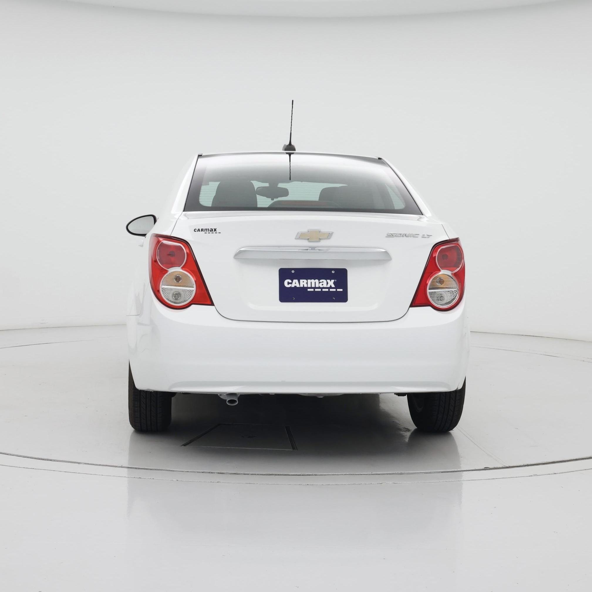 Thumbnail: 2016 Chevrolet Sonic - 6