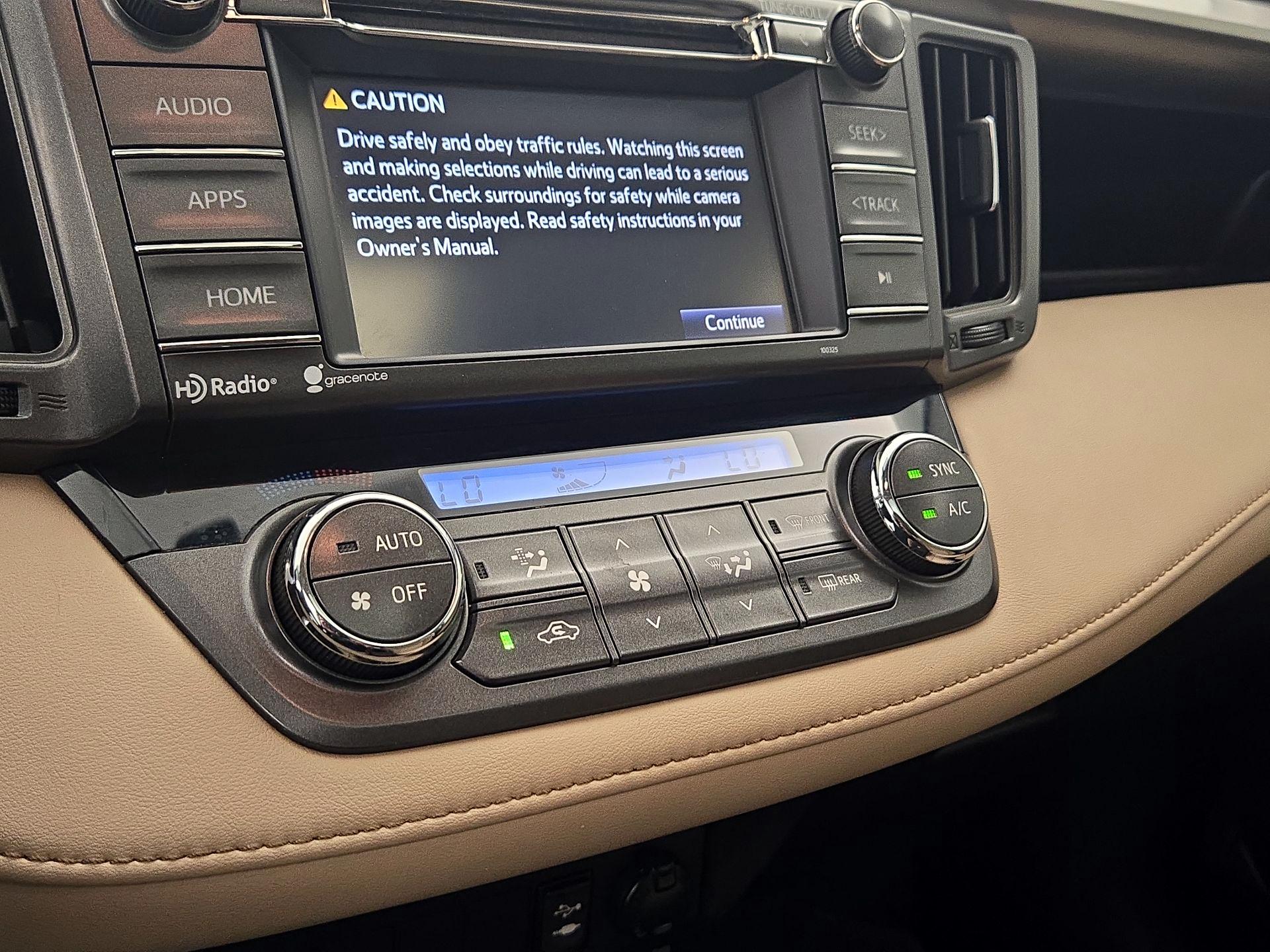 Thumbnail: 2015 Toyota RAV4 - 16