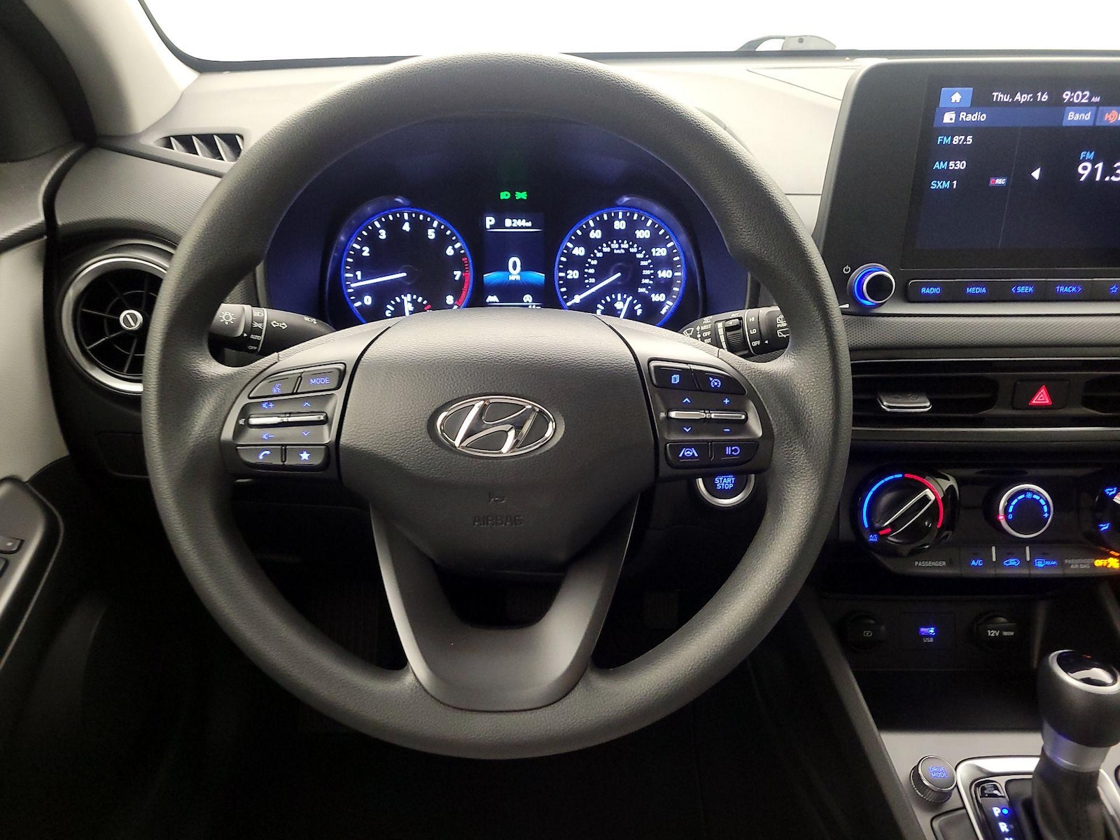 2023 Hyundai Kona SEL - Photo 11