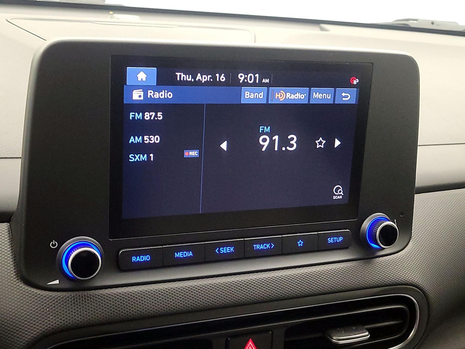 2023 Hyundai Kona SEL - Photo 16