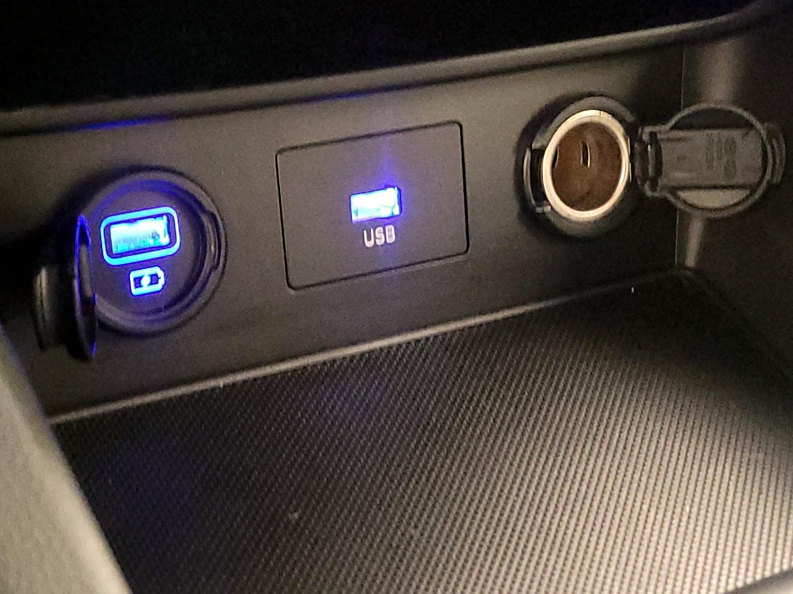 2023 Hyundai Kona SEL - Photo 19