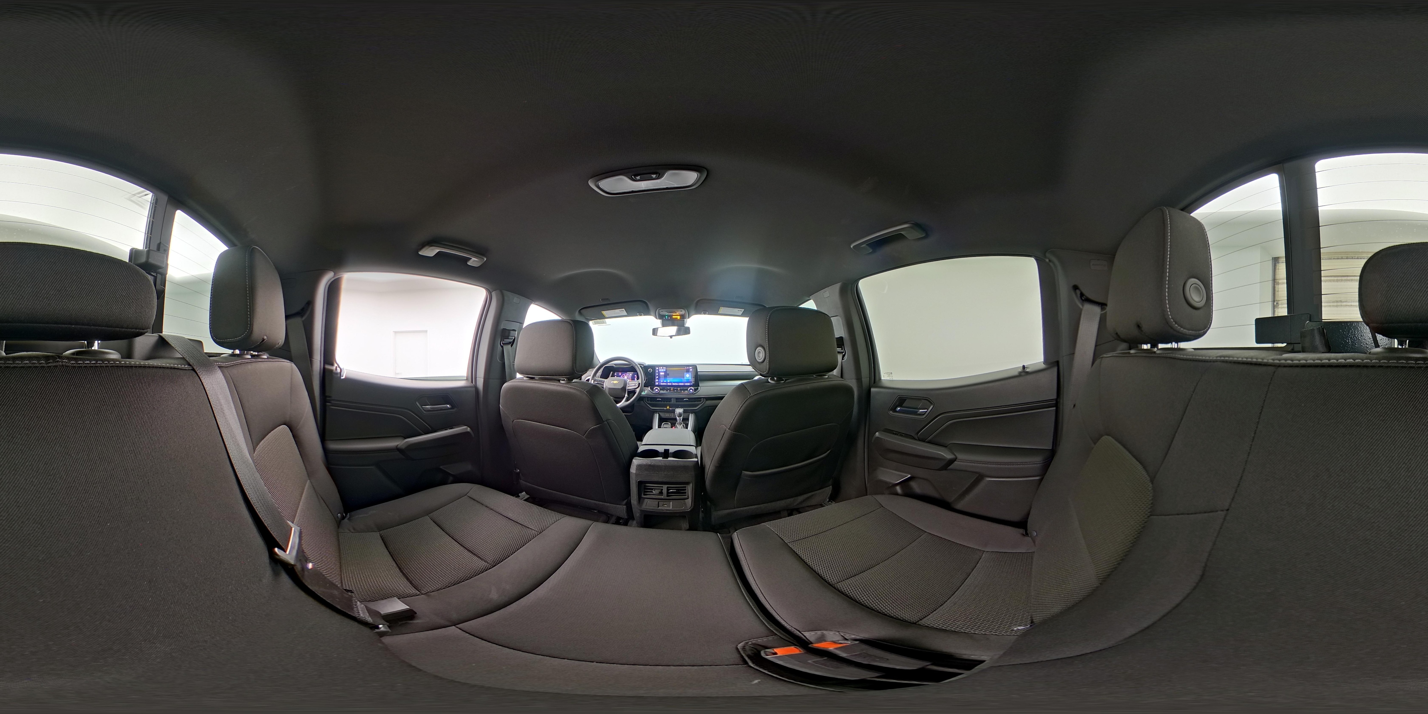 2023 Chevrolet Colorado LT - Photo 25