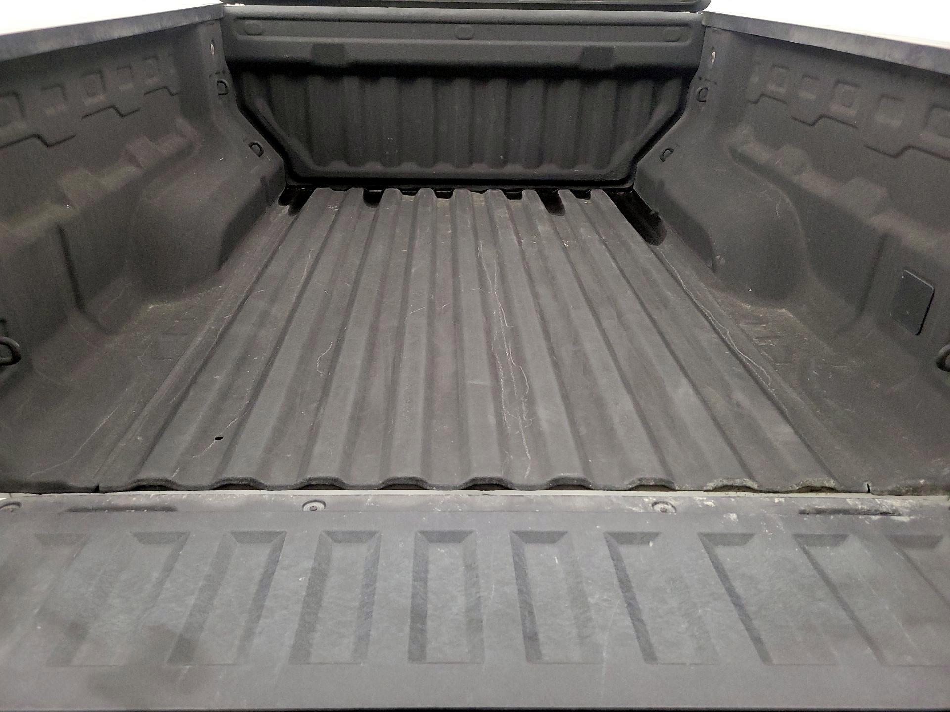 Thumbnail: 2023 Chevrolet Colorado - 20