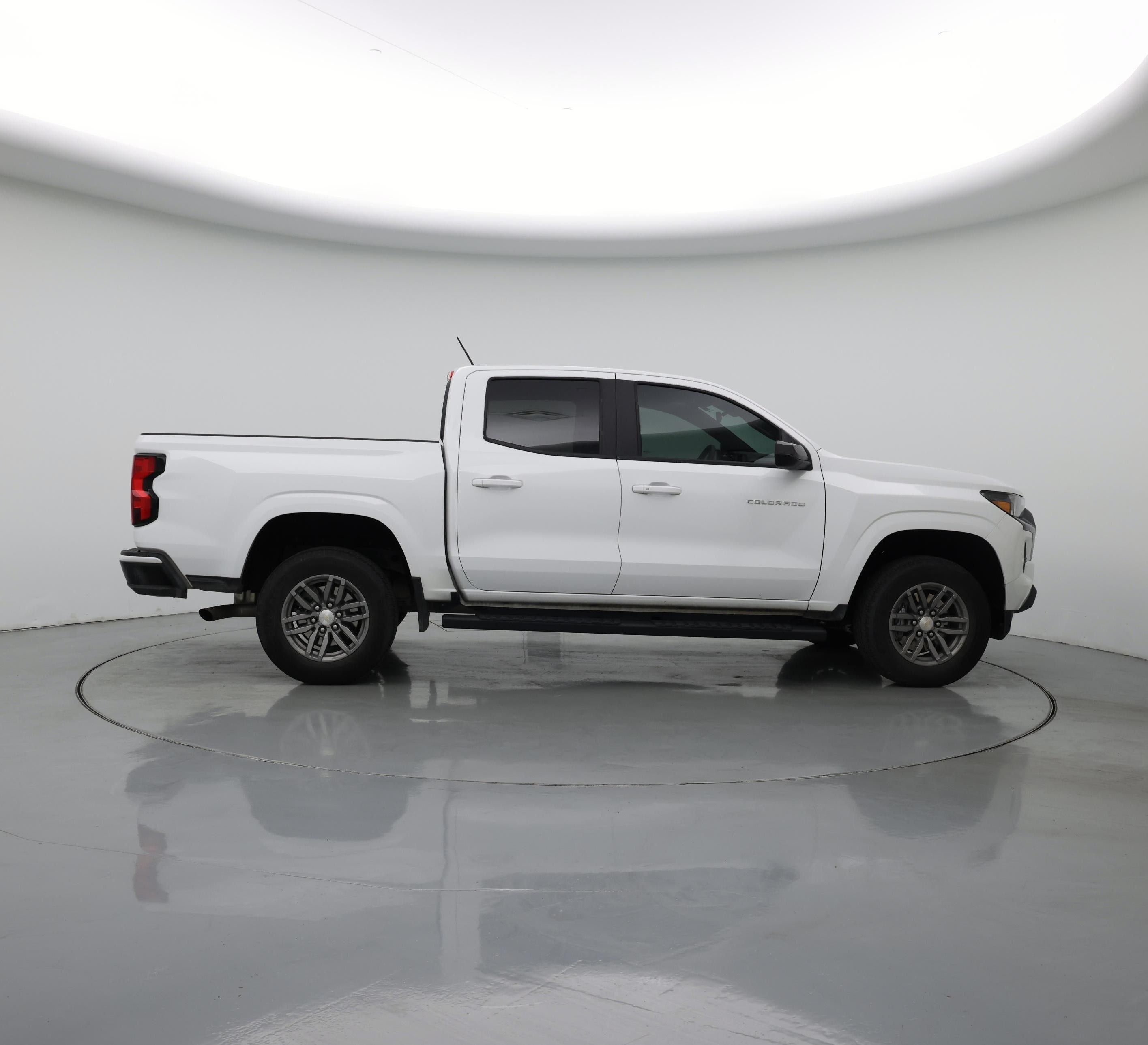 Thumbnail: 2023 Chevrolet Colorado - 7