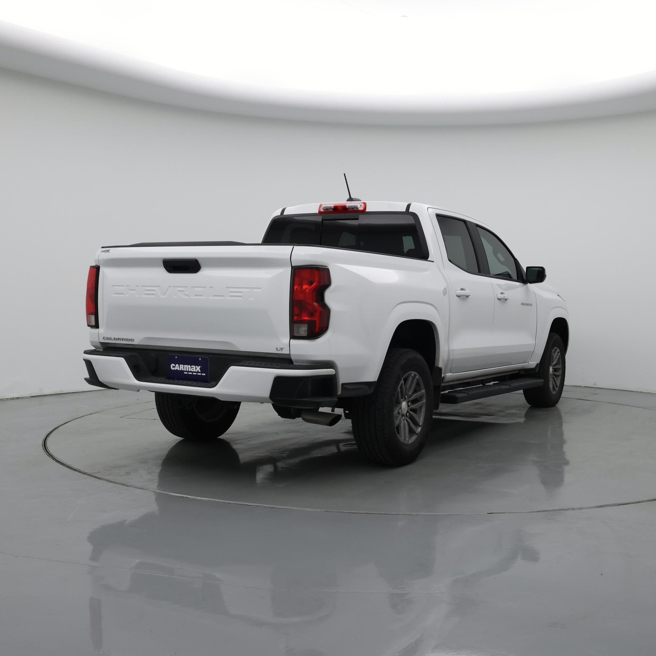 Thumbnail: 2023 Chevrolet Colorado - 8