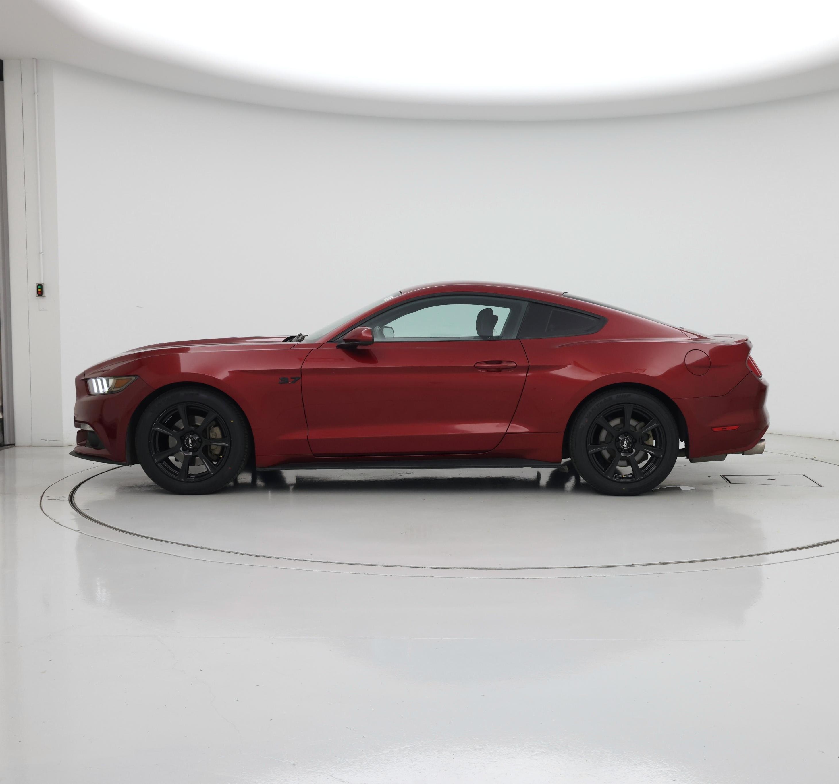 Thumbnail: 2015 Ford Mustang - 3