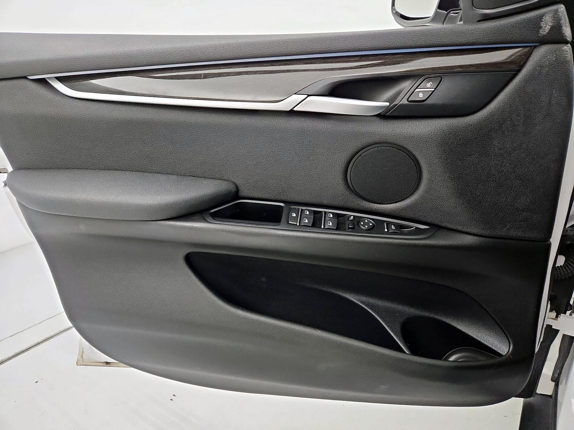 Thumbnail: 2018 BMW X5 - 12